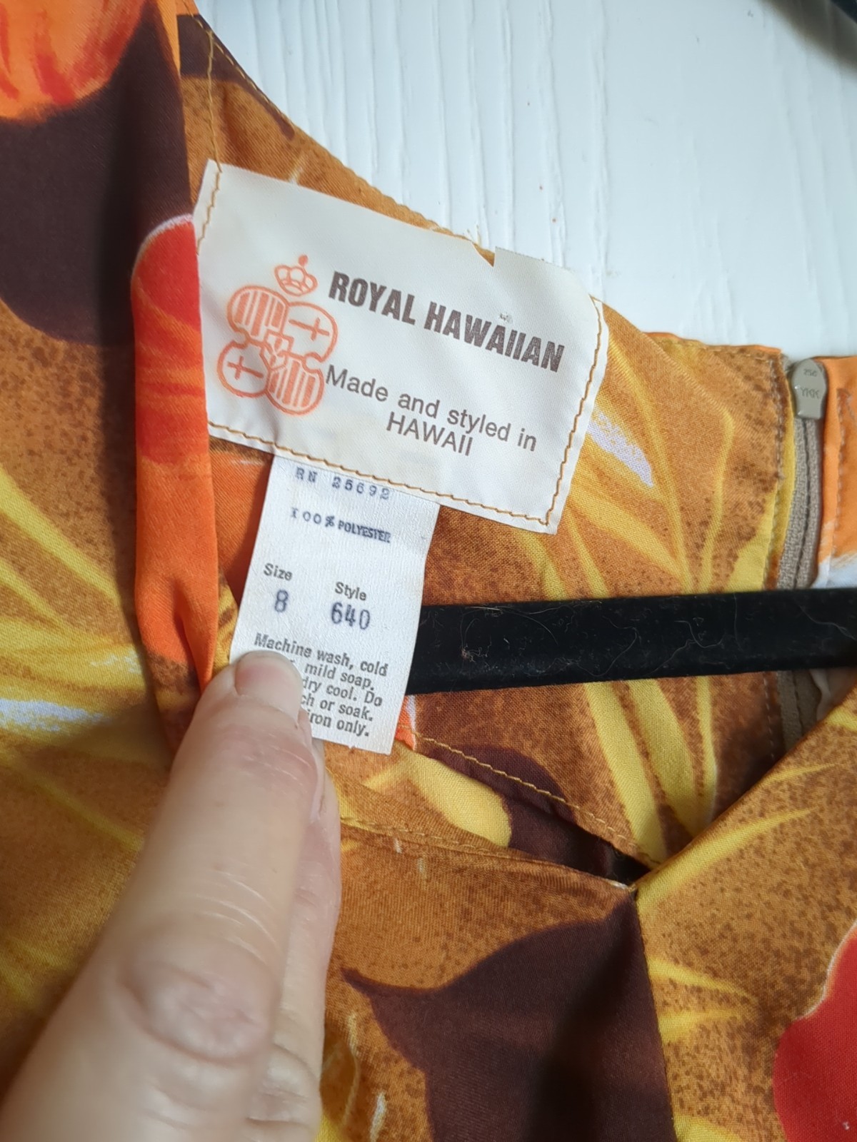 Vintage 1970s Royal Hawaiian Dress Size 8 Medium Aloha Tiki