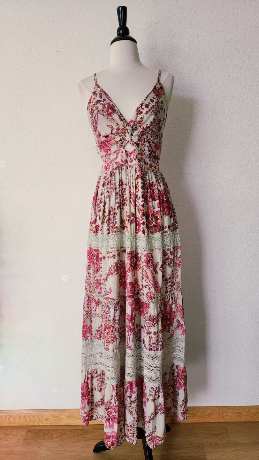 New Anthro Maxi Dress Size Medium Floral Pink Wedding Coquette Garden Crochet
