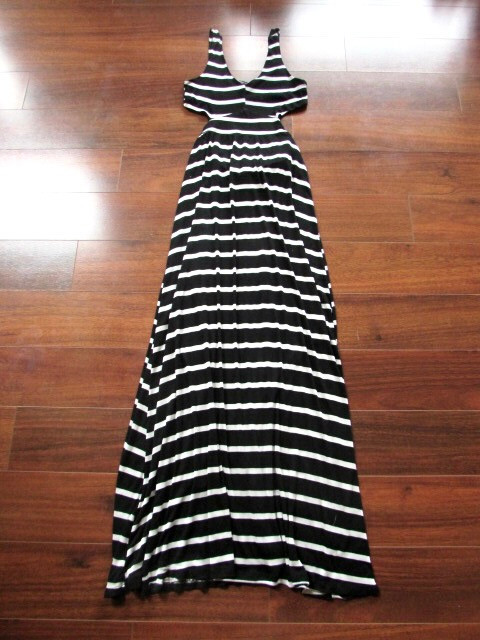 VINTAGE HAVANA ~ Medium ~ Black & White Striped OPEN BACK Maxi Long Sun Dress c3