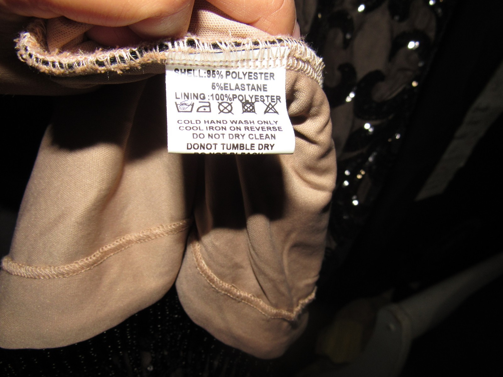 Black/Beige Beaded Sequin Fringe Long Sheath V-Neck Formal Dress Size 6