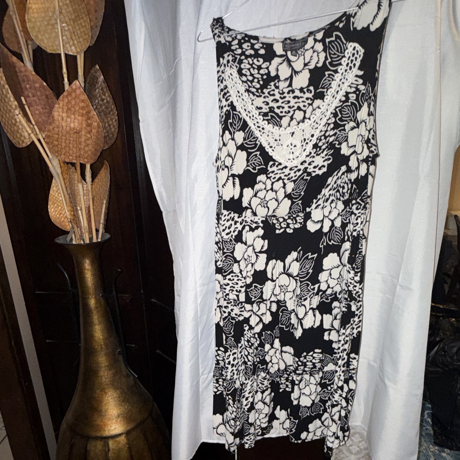 Elementz Women’s XL Tank Dress Sleeveless Round Neck Floral Black White Knee