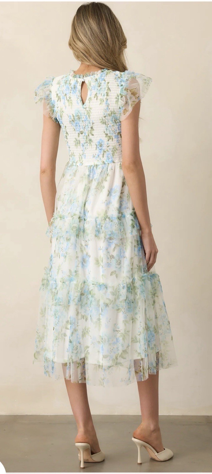 By The River BLUE FLORAL FLUTTER SLEEVE MIDI DRESS Size Medium