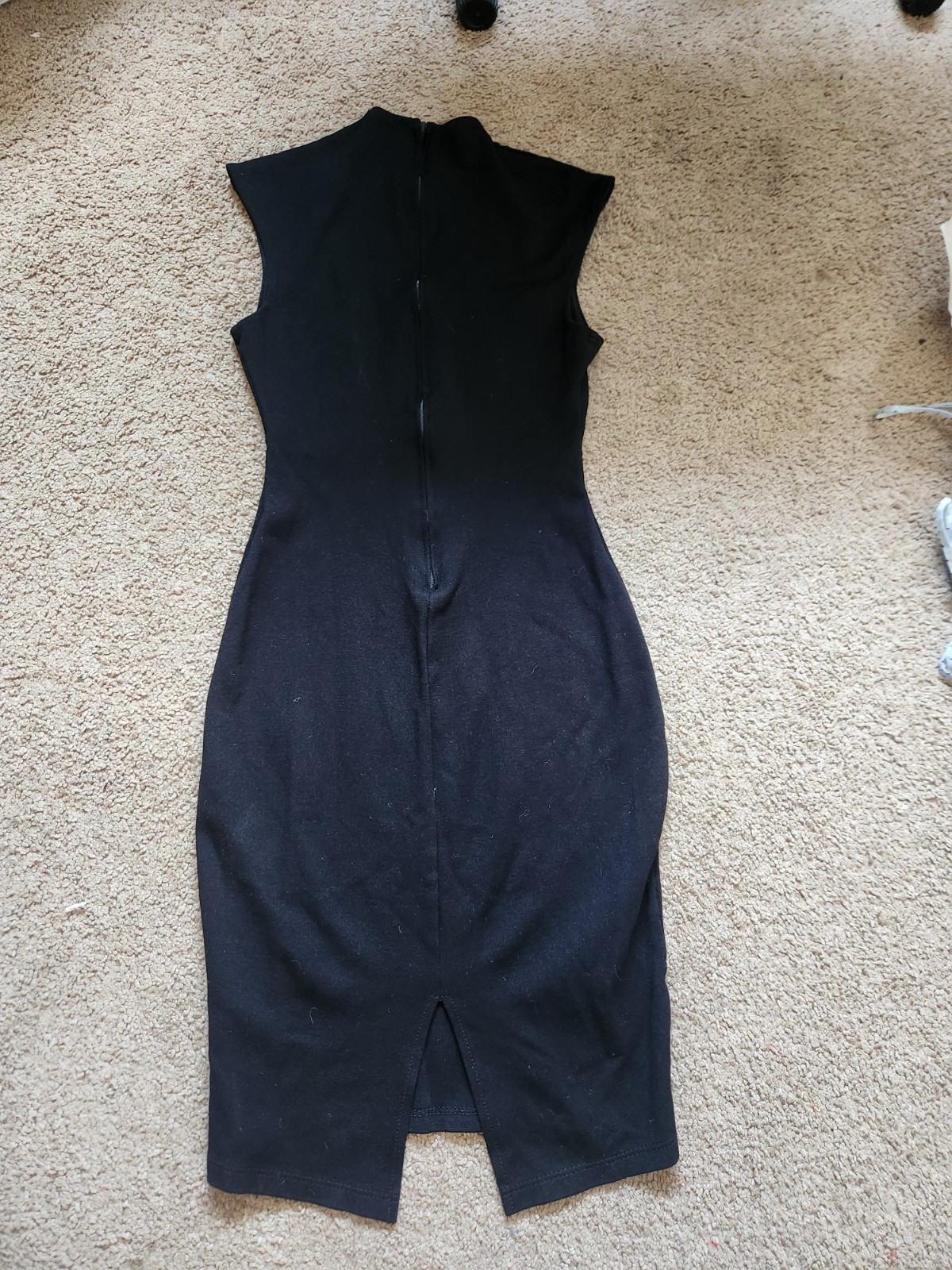 Love Culture Black Knit Form Fitting Sheath Midi Dress V-Neck Sleeveless Size S