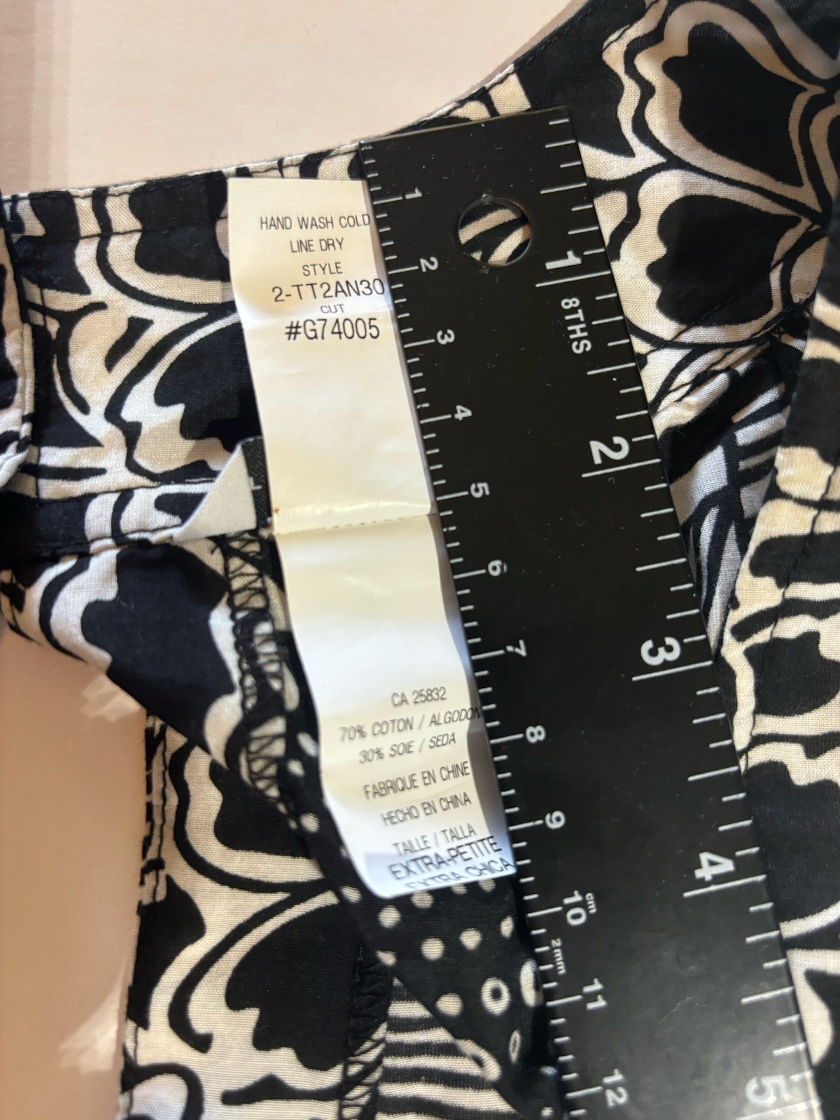 TRINA TURK black and white floral graphic print halter shift dress XS silk