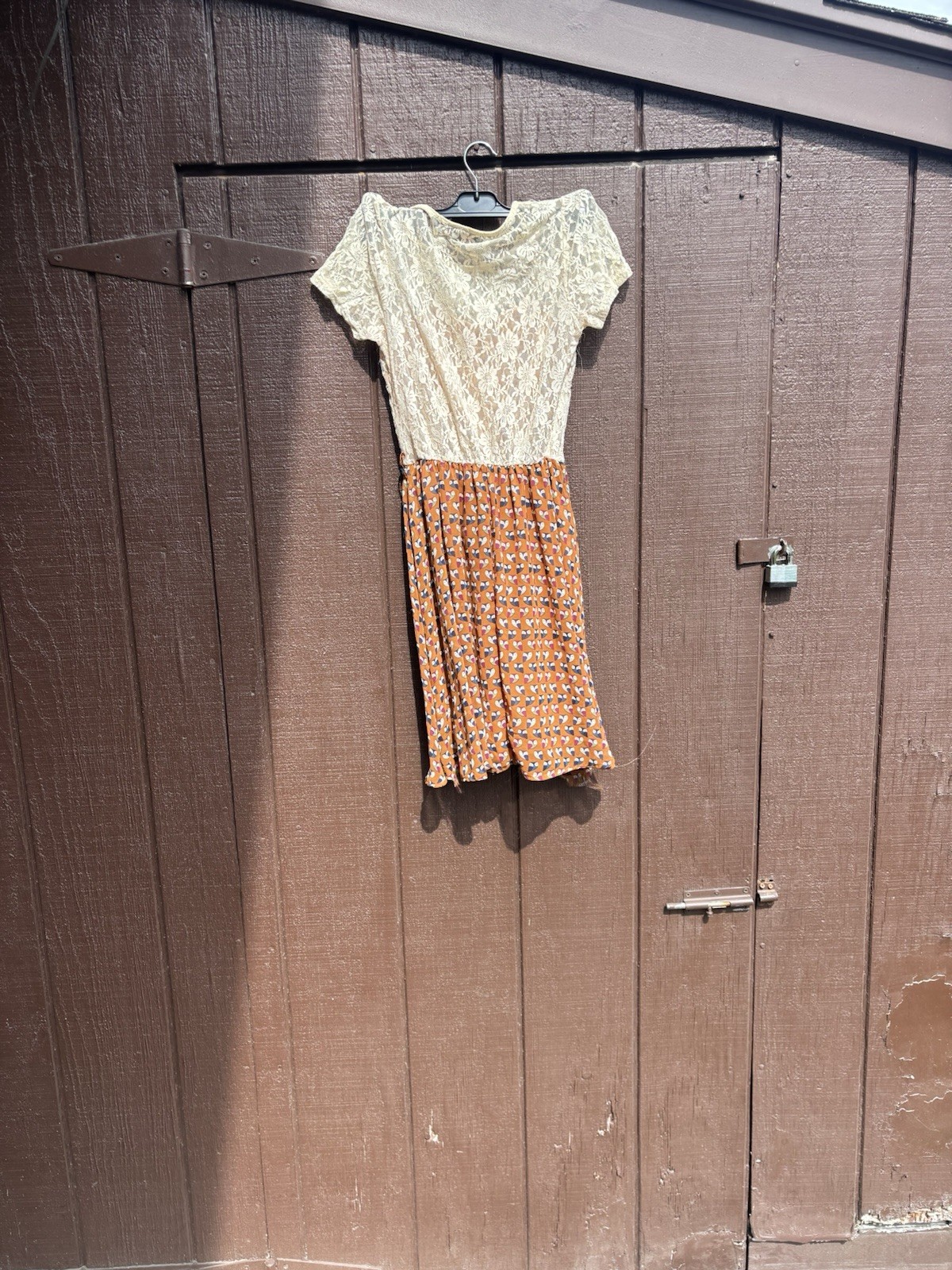 SM Wardrobe M/L Lace A-Line Short Sleeve Floral Geometric Dress Brown Beige