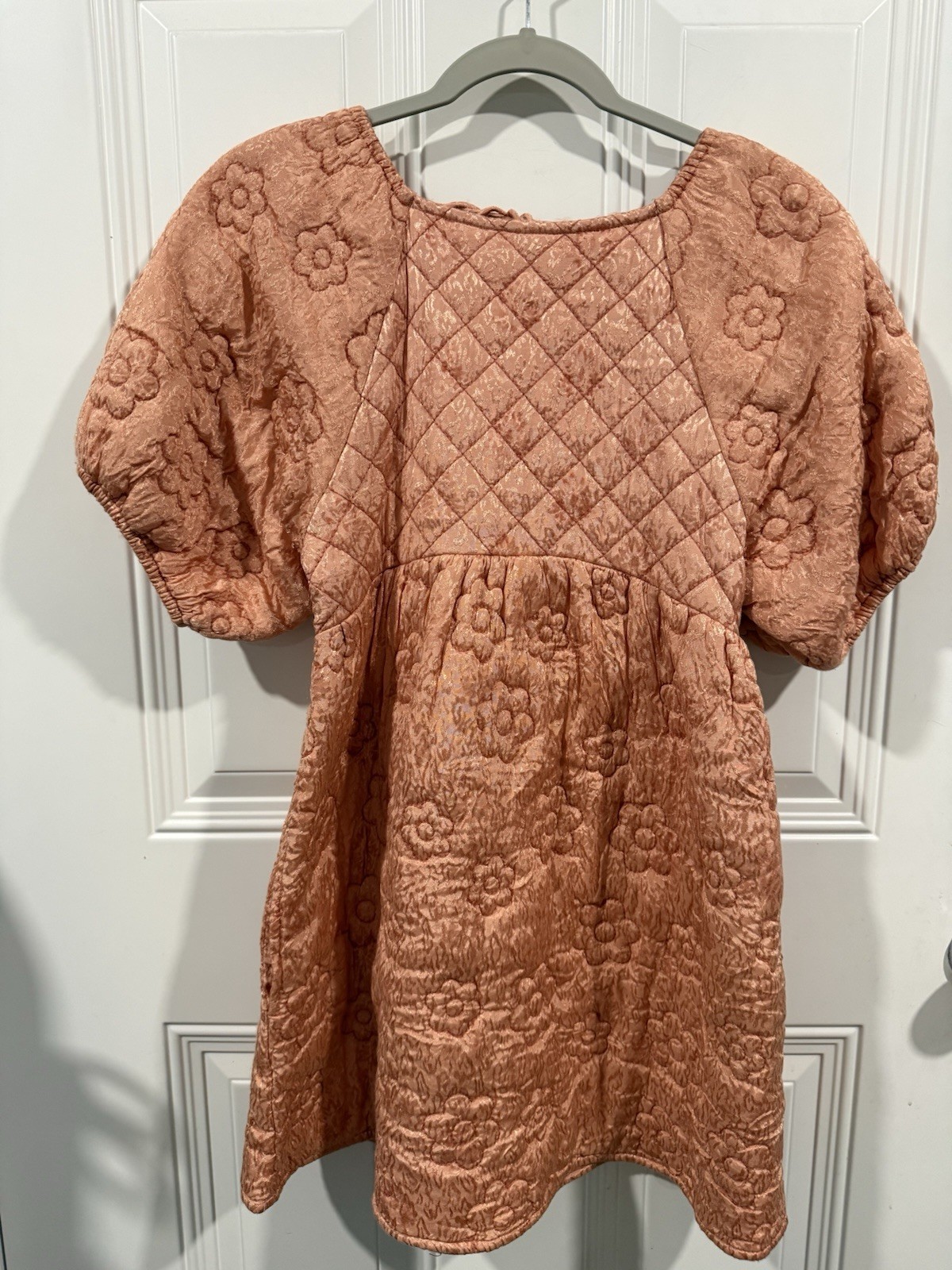 Kimchi Blue Women’s Quilted Babydoll Dress Puff Sleeve Pink Cream Size Medium
