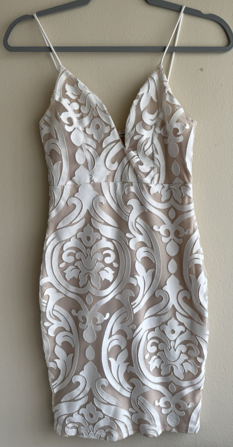 Charlotte Russe Nude & White Flocked Mesh Bodycon Mini Dress | XS