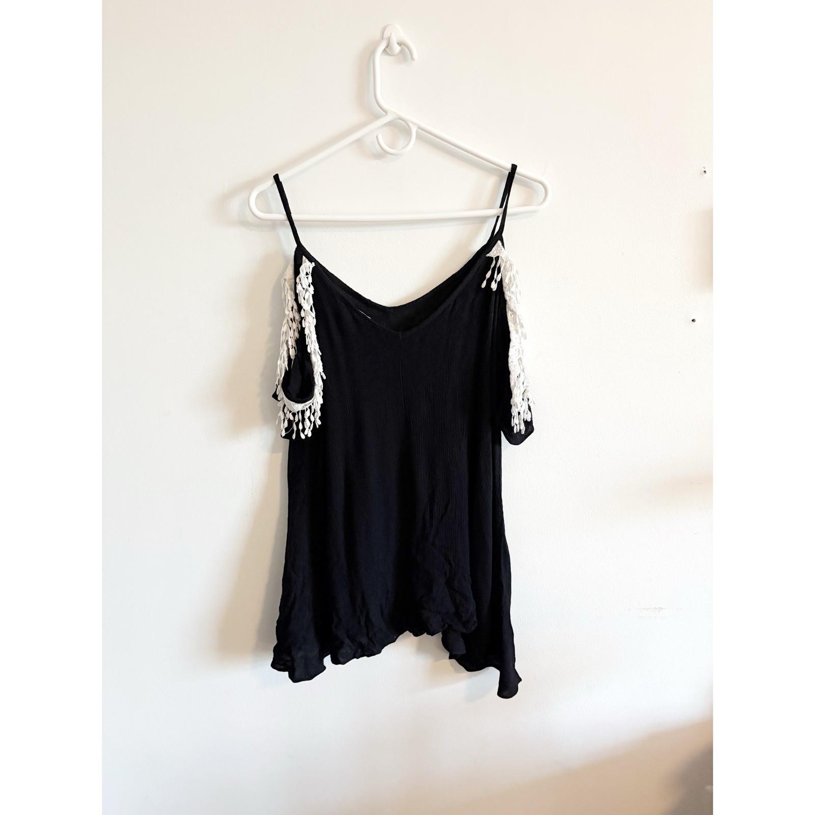 Lulus Black White Fringe Cold Shoulder Dress Size Small