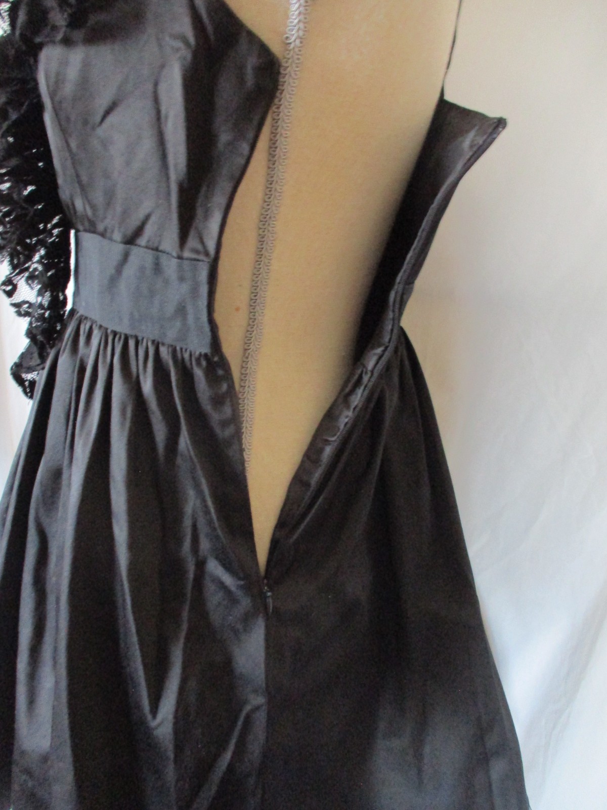 FOREVER 21 Y2K vintage Black Tutu Party Dress Jr S Tulle petticoat satin & lace