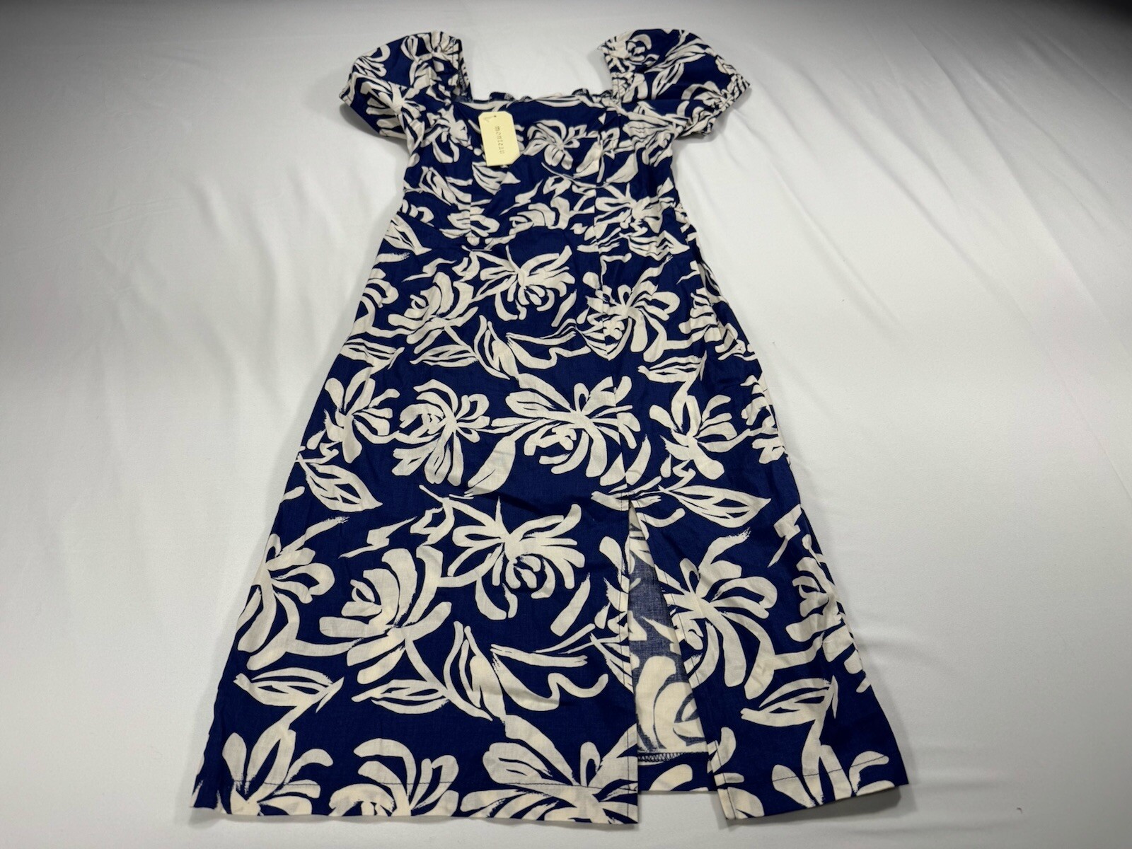 ✅New ✅Monteau Los Angeles Dress ✅Size Small ✅Navy Blue ✅ Straight ✅Slit At Knee
