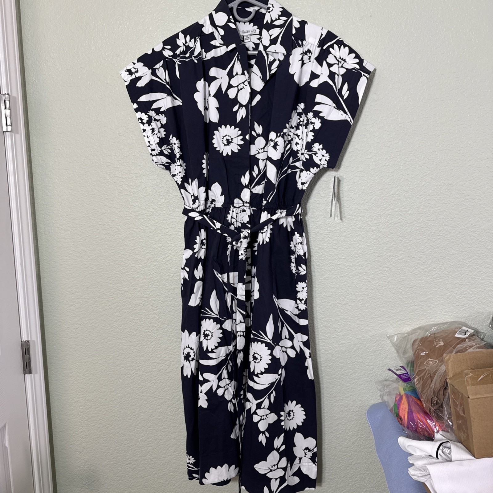 Studio One New York Women’s Dress Size 16 Blue Floral Button Front Mid Length