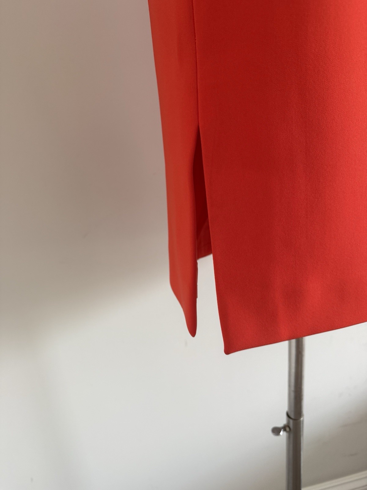 ESCADA ZIP BACK LINED THICK SIDE SLIT DRESS SIZE 34 MADE IN ROMANIA