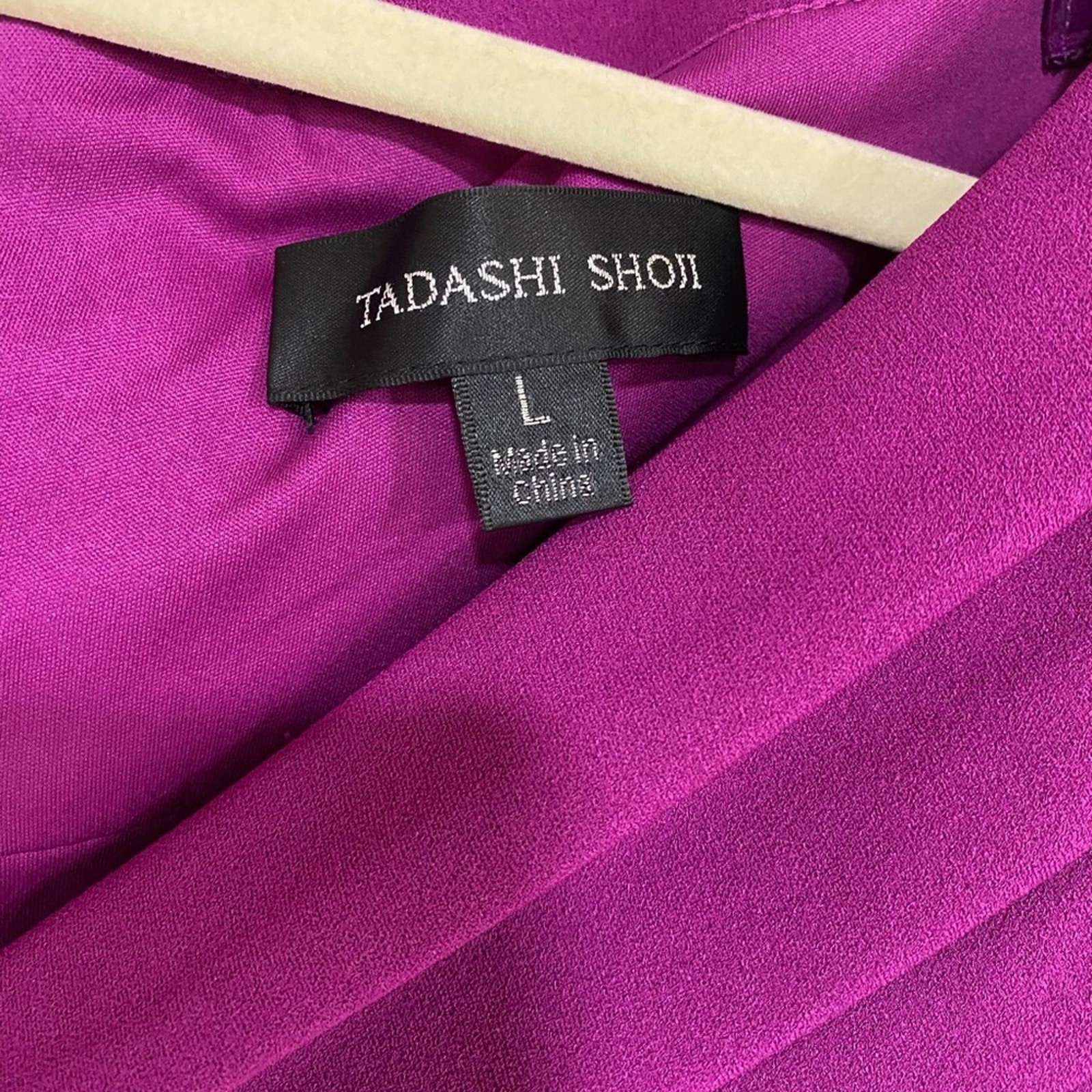 Tadashi Shoji Talise Flounce Cascade Ruffle Portrait Neck Gown Magenta Large NWT