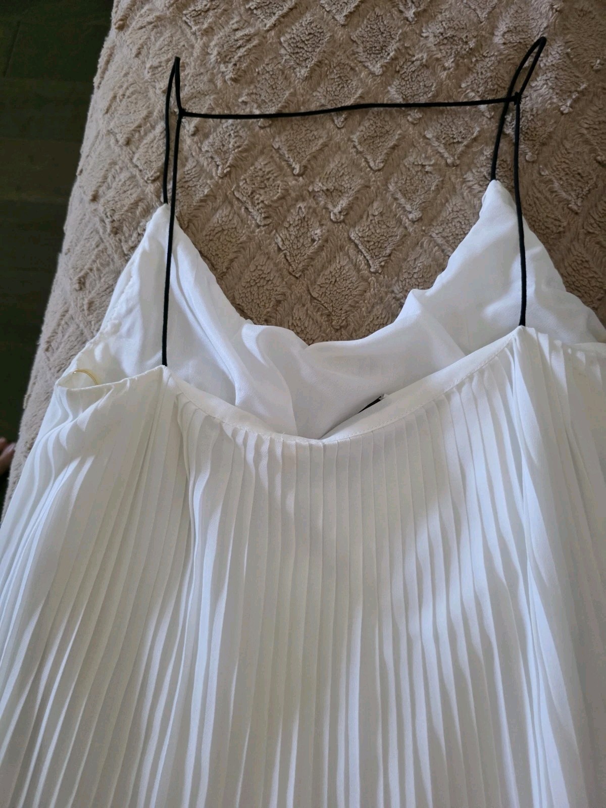 Do+Be White Pleated Strappy Sleeveless Scoop Neck Slip Midi Dress Size S
