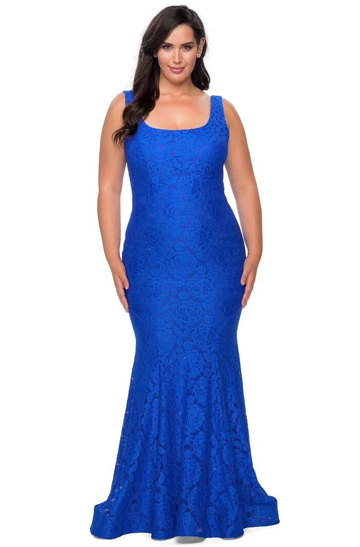 La Femme Curve Royal Blue Rhinestone Lace Trumpet Gown Size 24 $408 Prom