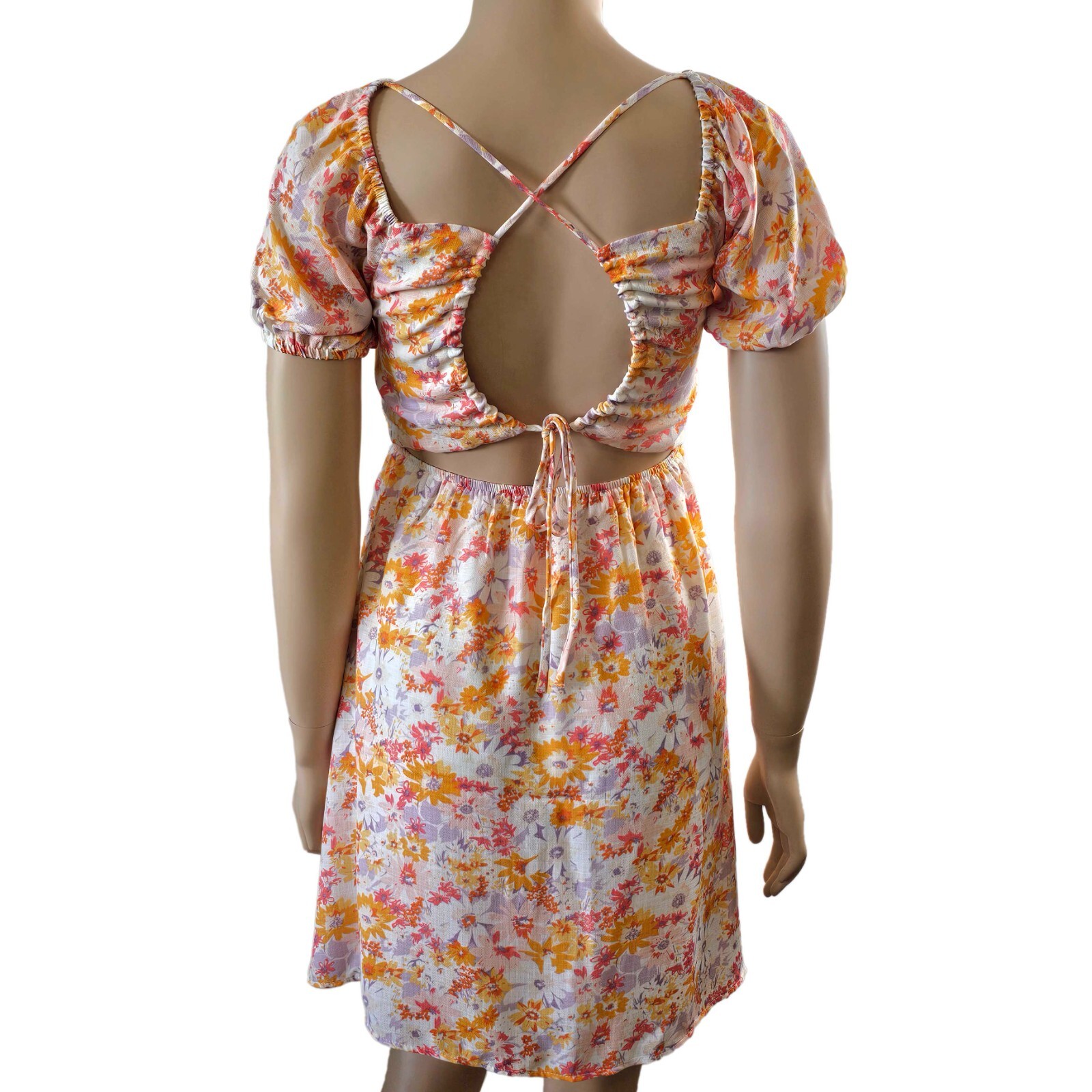 Gilli Puff Sleeve Dress Square Neckline Open Back Tie Detail NWT floral
