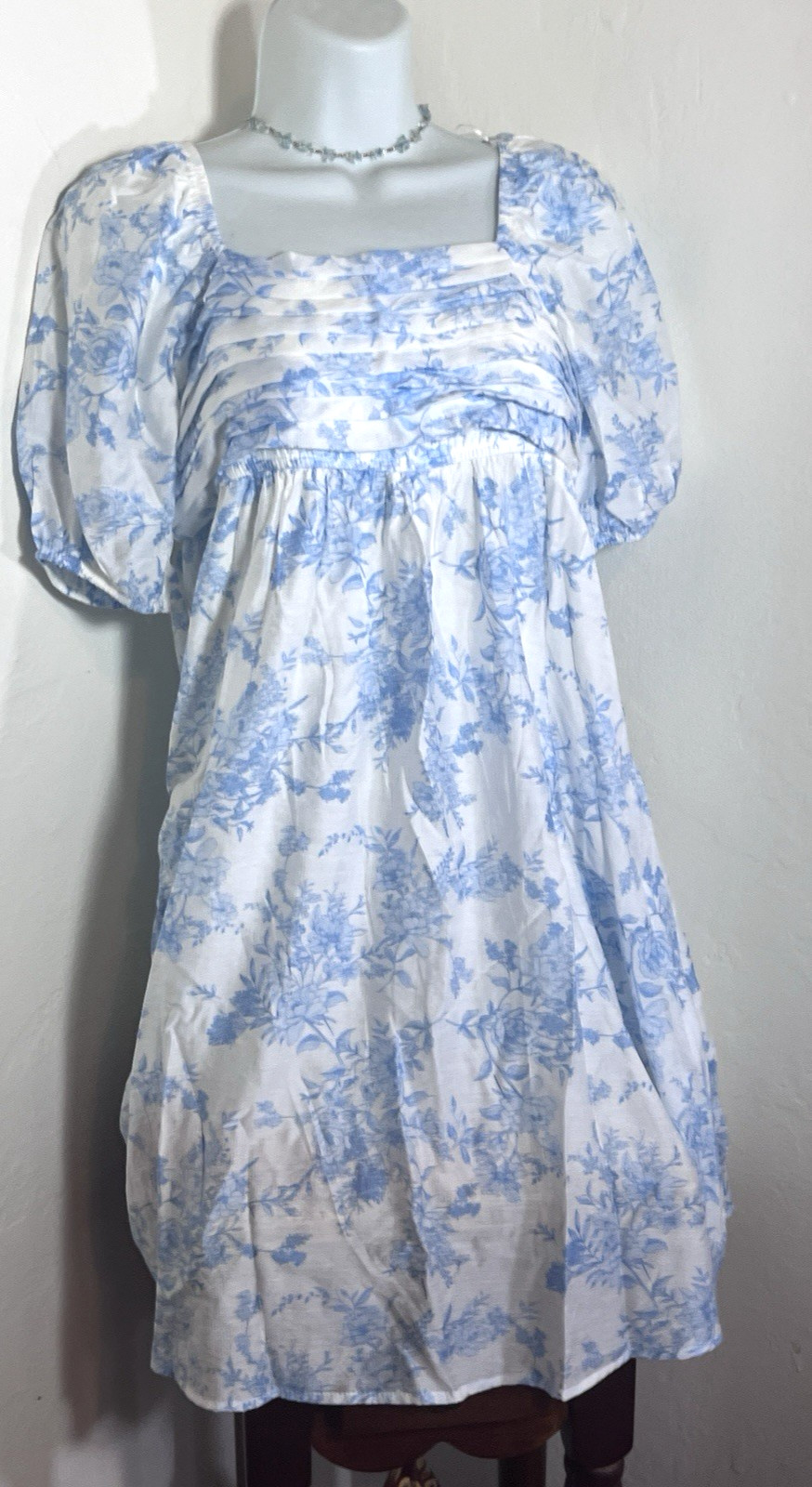 Sweet Wanderer Blue Floral Boho Summer Dress Size S Pleated Square Neck Cottage