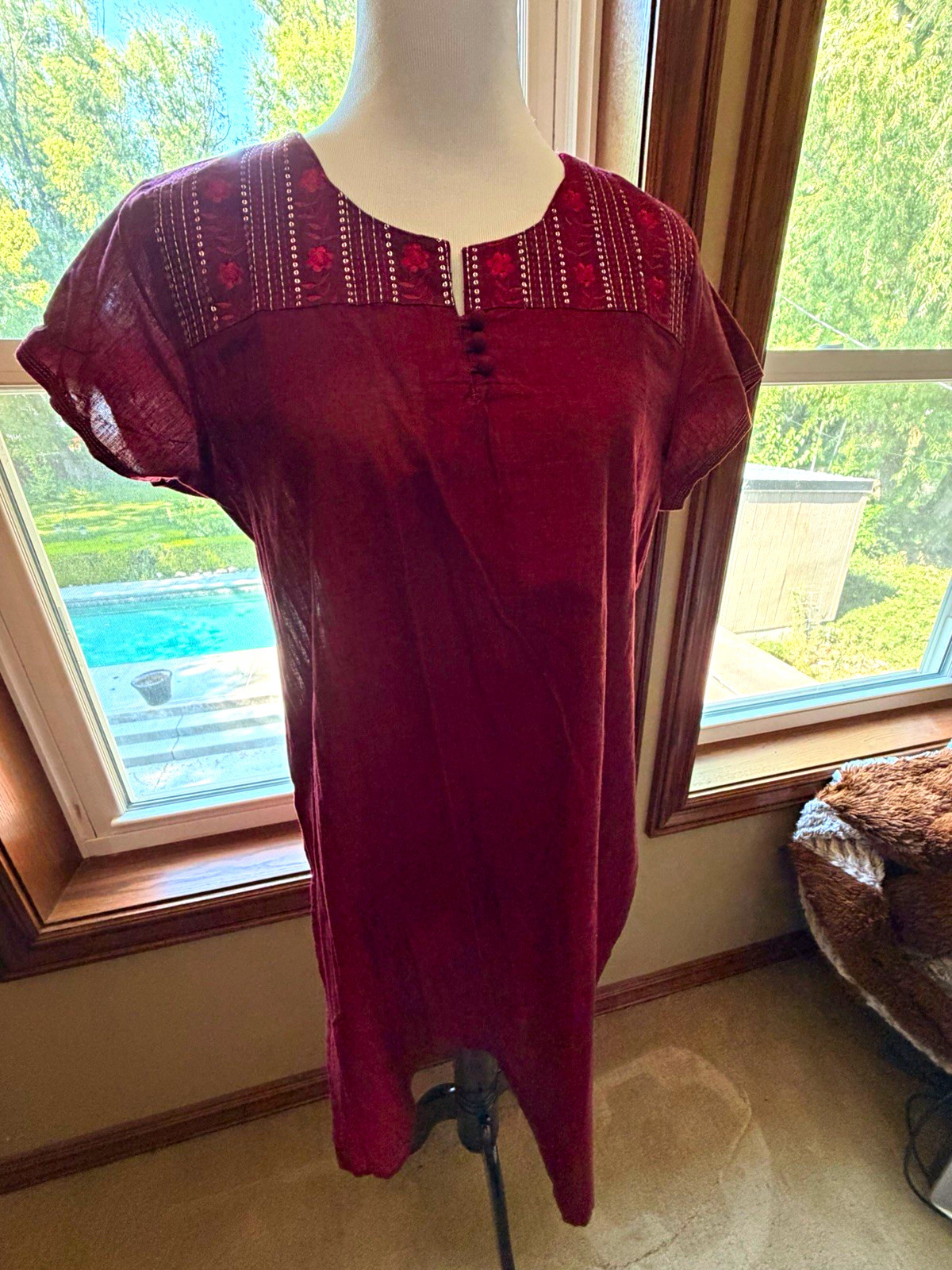 Women’s Embroidered Kaftan Dress or Shirt Short Sleeve Pullover Deep Red Light