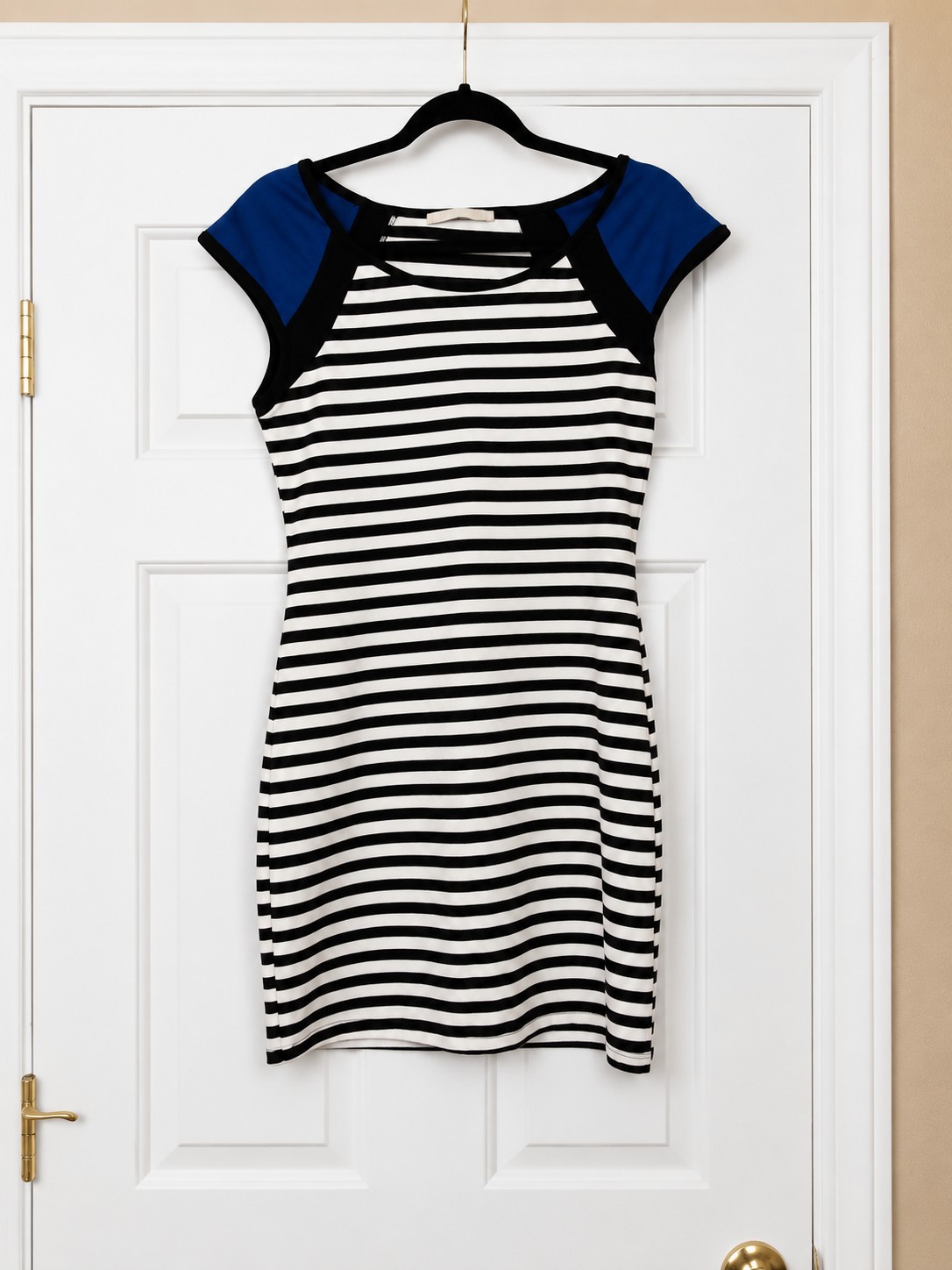 Luce Striped Bodycon Sheath Dress Small Black White Mod Indie Y2K Retro Size M