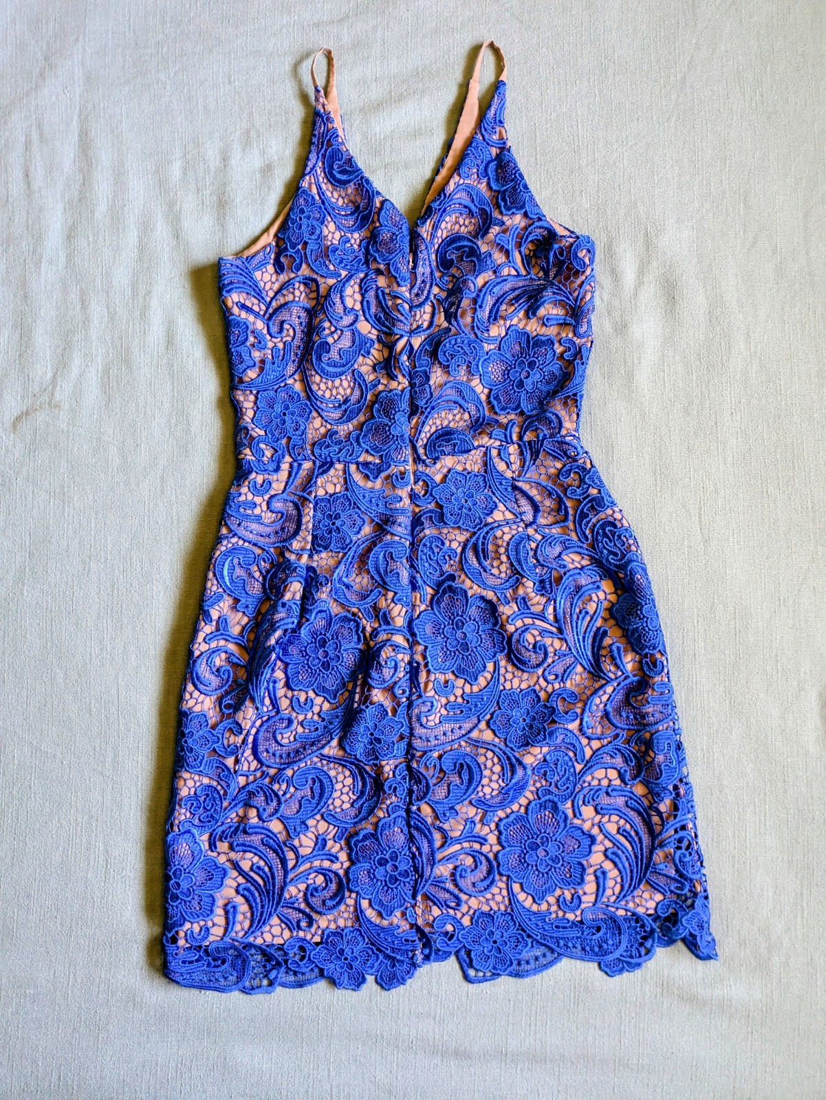 DRESS the POPULATION | Blue/Nude “Allie Ava” Embroidered “Venice Lace” Mini ✨MED
