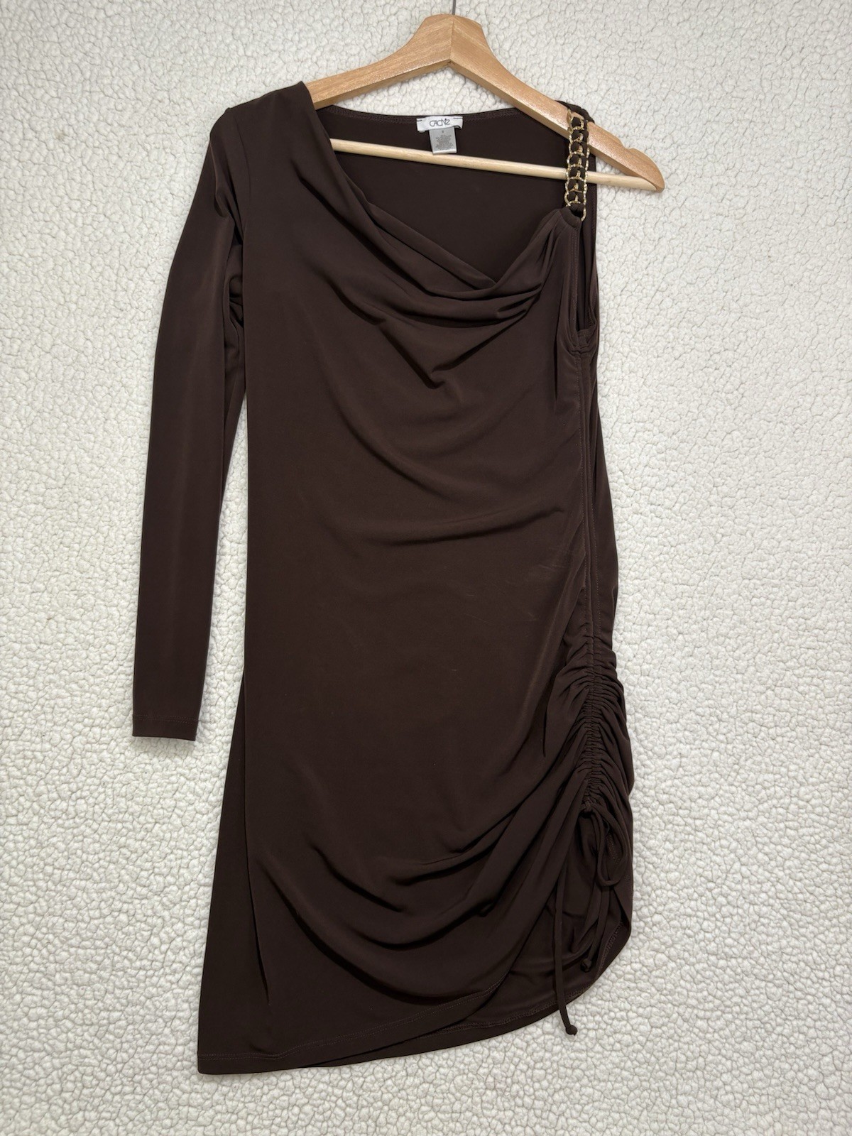 Caché Y2K One Sleeve Chocolate Dress Size S Ruched Gold Chain Asymmetric Bodycon