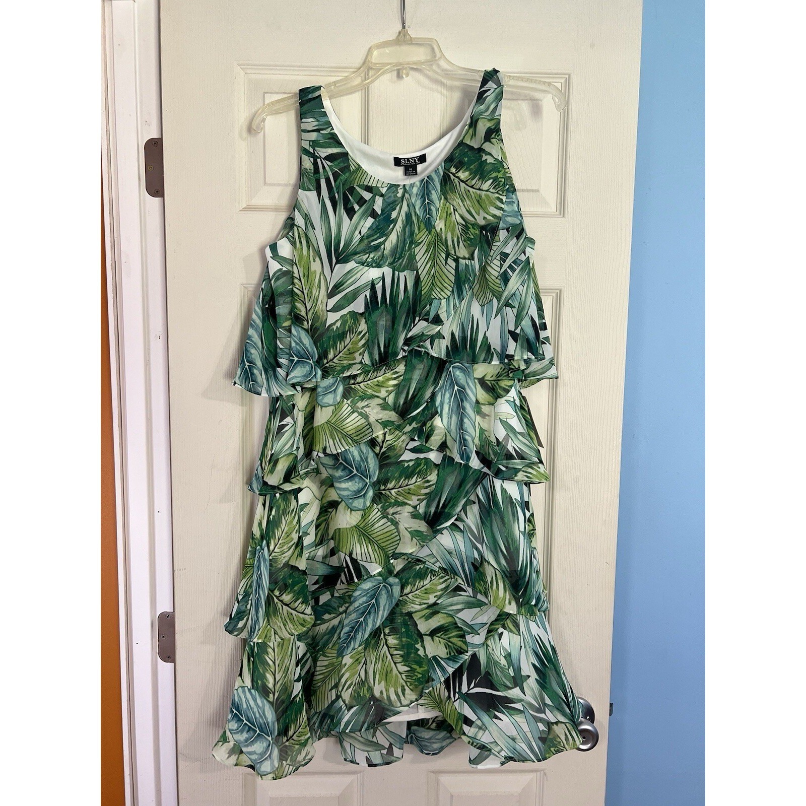 SLNY Green Tropical Leaf Tiered Midi Dress 16 NWT Resort Coastal Vacation Cruise