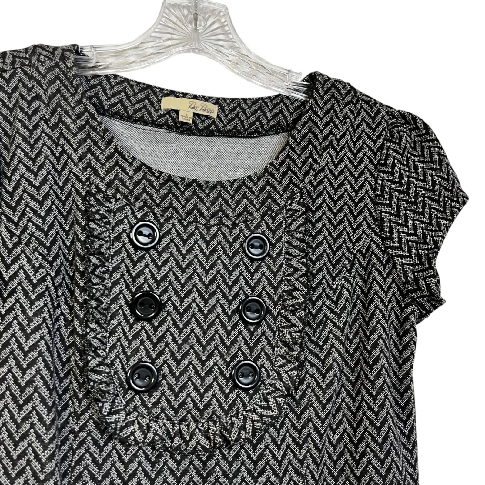 Be Bop Black Gray Chevron Ruffle Bib Button Shift Dress Small Dark Academia