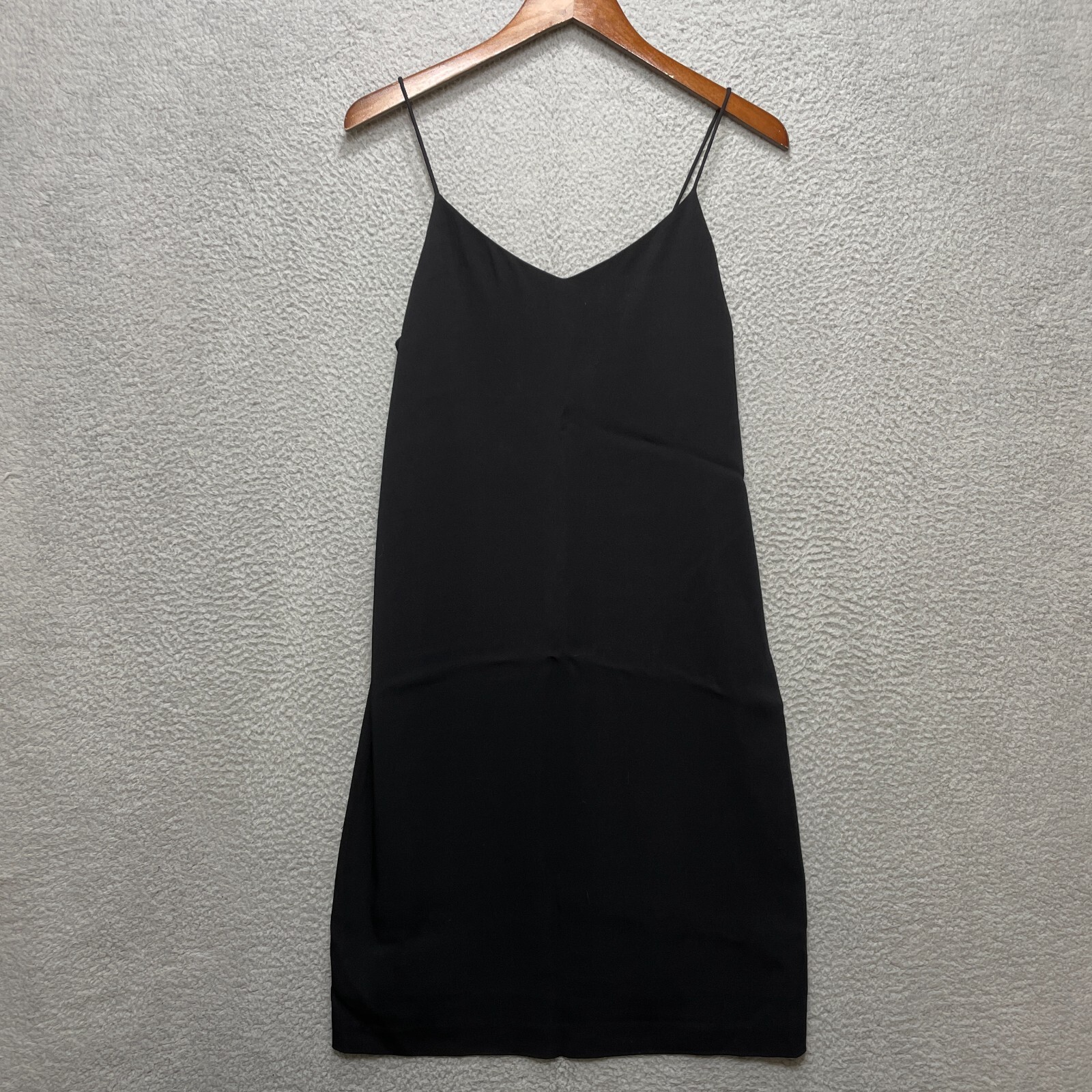 VINCE Slip Dress Womens Small Black Satin Silky Poly Strappy Sleeveless Solid