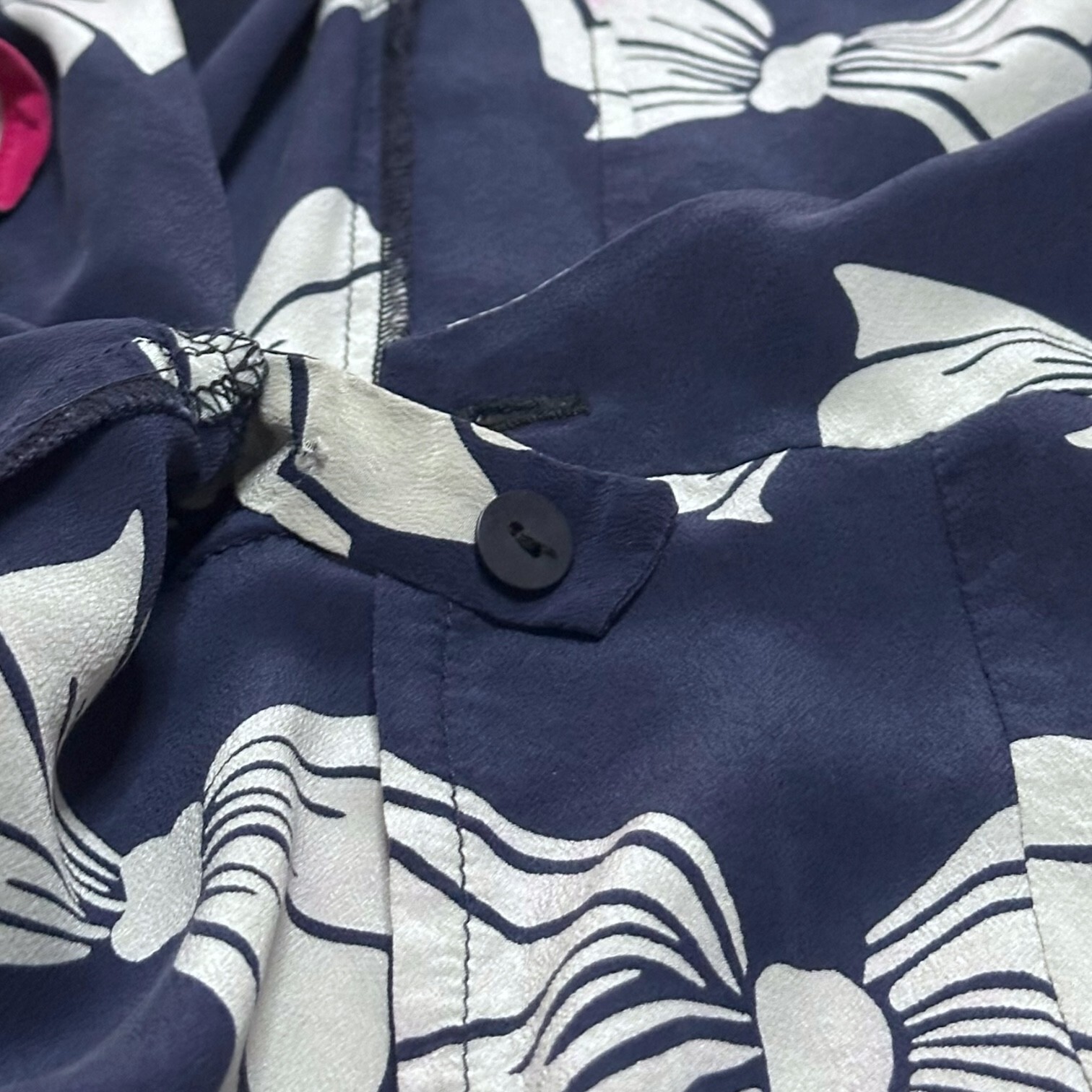 Vintage NANETTE LEPORE 100% Silk Y2K Wrap Dress Bow Print Blue Cascade Coquette