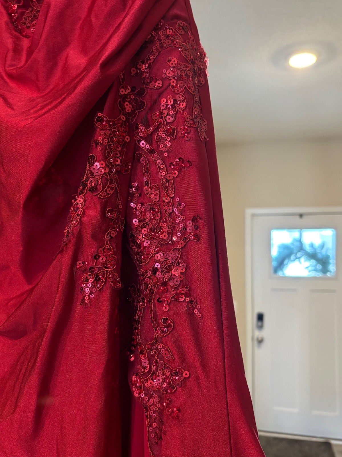Jules & Cleo Sequin Satin Off-Shoulder Sheath Dress Size 6, STYLE # WBM3913, RED