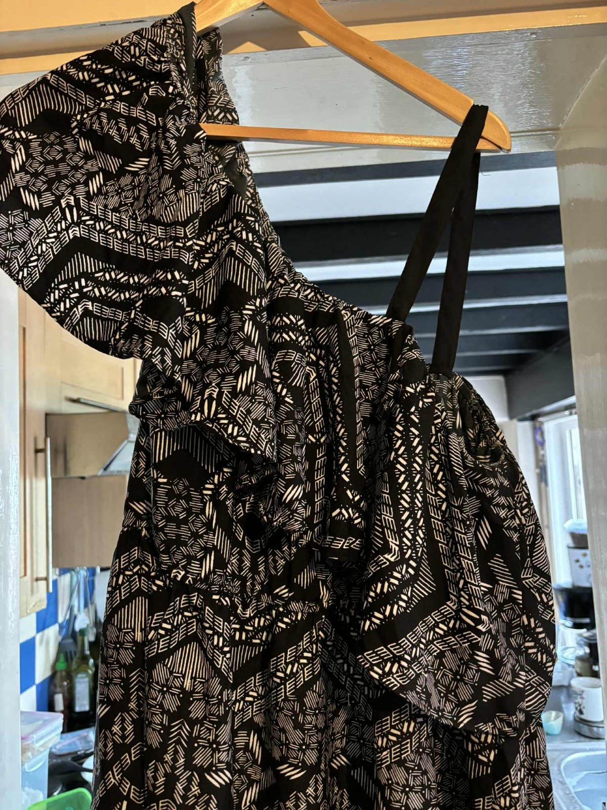 pep&co 2 x dresses size 22 ladies black/white, brown, multi/ new