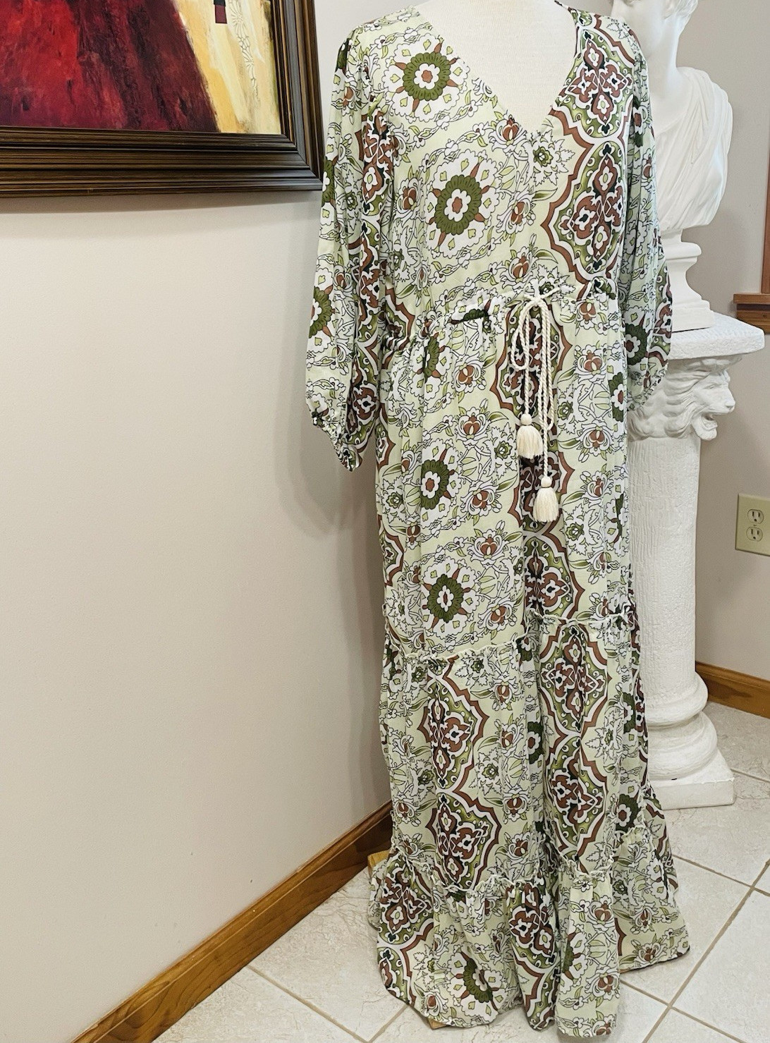 Soft Surroundings Zia Maxi Dress L Green Medallion V-Neck 3/4 Sleeve Tassel L