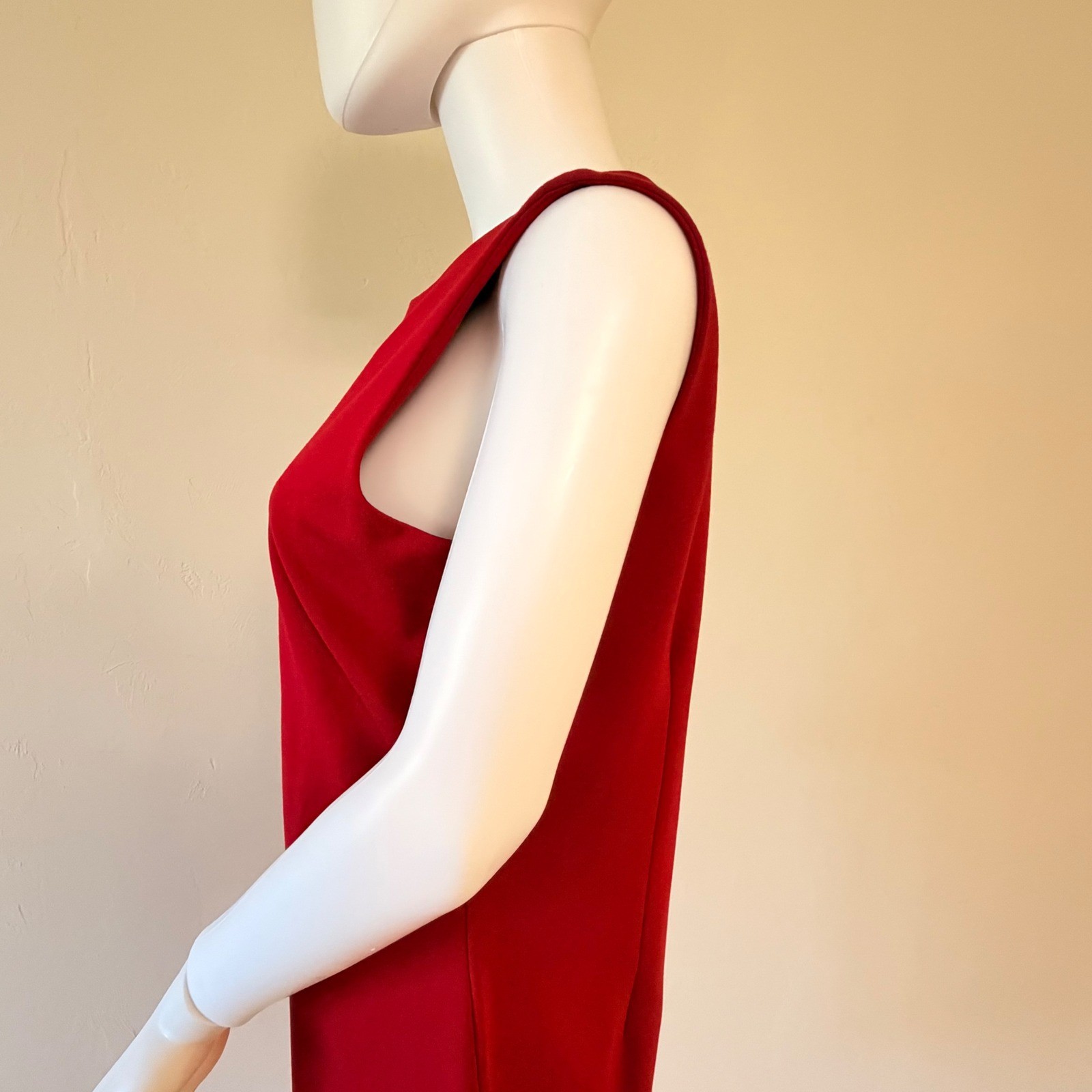 J.McLaughlin Devonshire Dress Holiday Red Sleeveless Sheath Midi Womens Size M