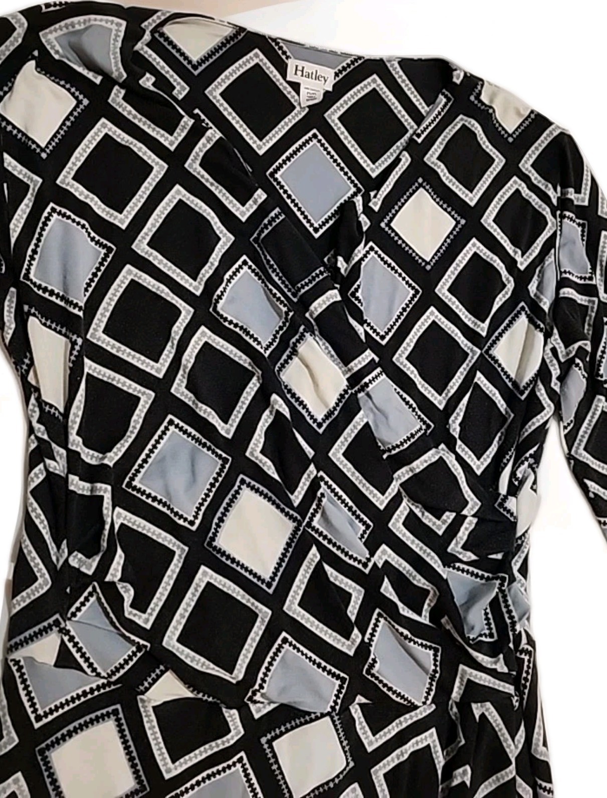 Hatley Faux Wrap Dress size Medium Geometric Print Navy Blue Stretch R1
