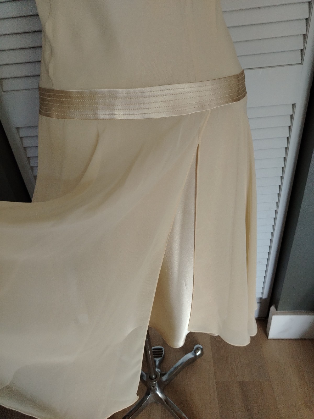 Liz Claiborne vtg 90s Flapper Dress size 10 Sleeveless Drop Waist Beige lined