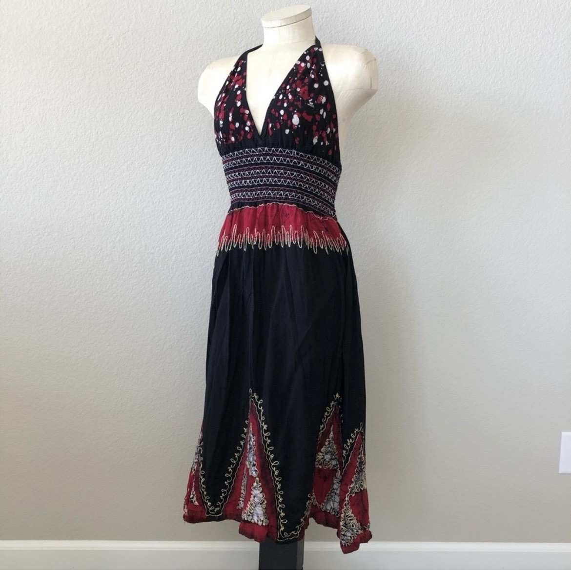 Halter Top A-Line Skirt Black And Red Midi Dress