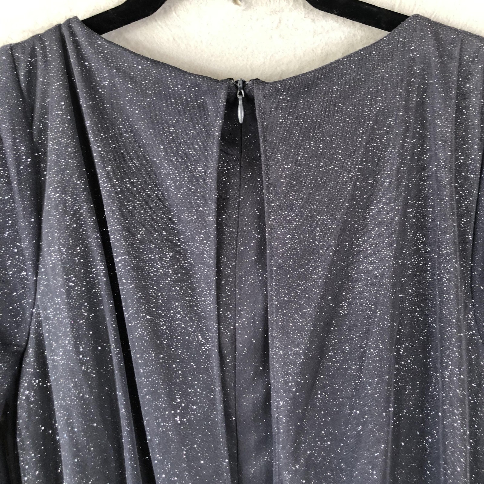 Party Dress Womens Size 6 Gray Silver Beaded Cape Overlay Sheath Cocktail Formal