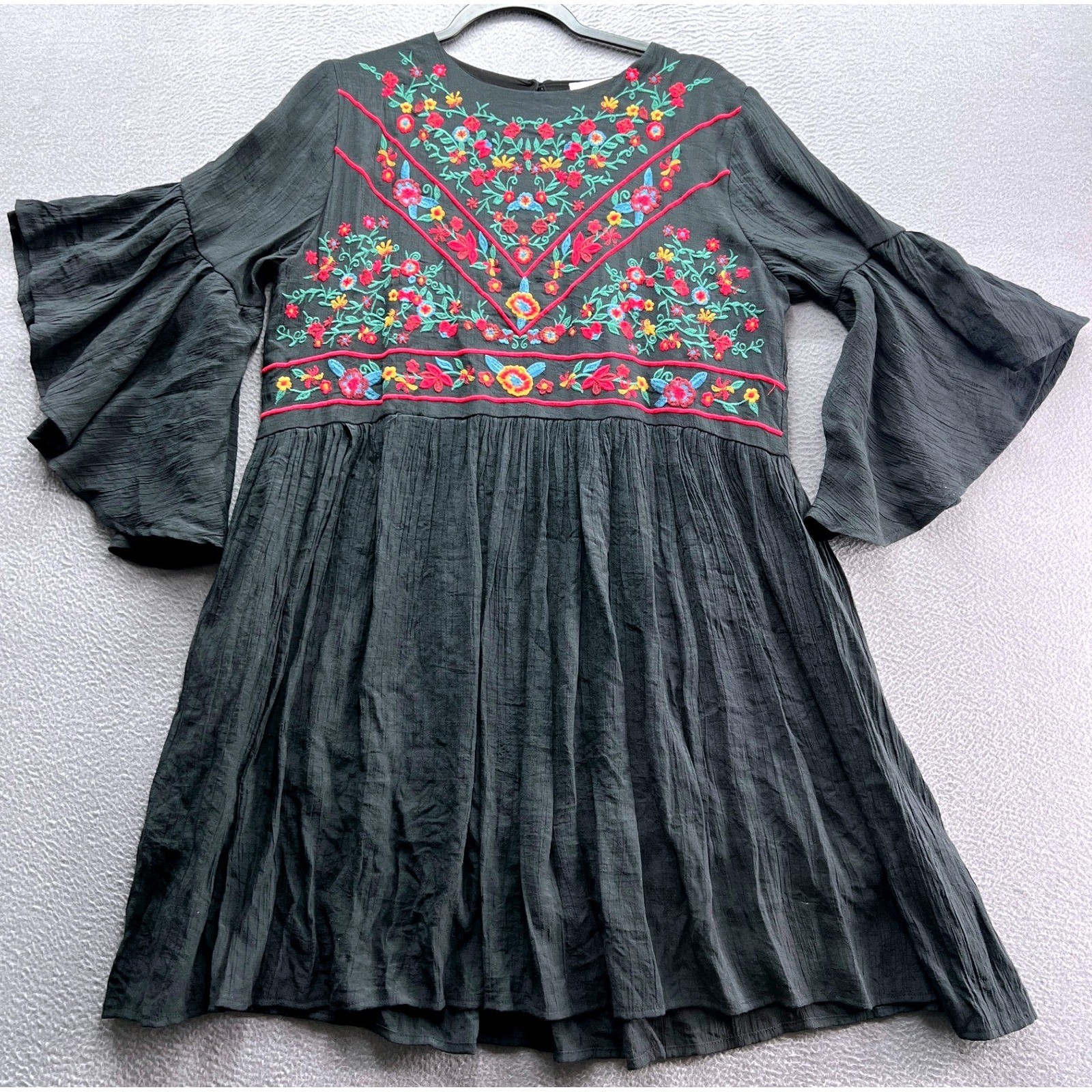 Umgee USA Dress Womens M Embroidered Bell Sleeve Charcoal Gray