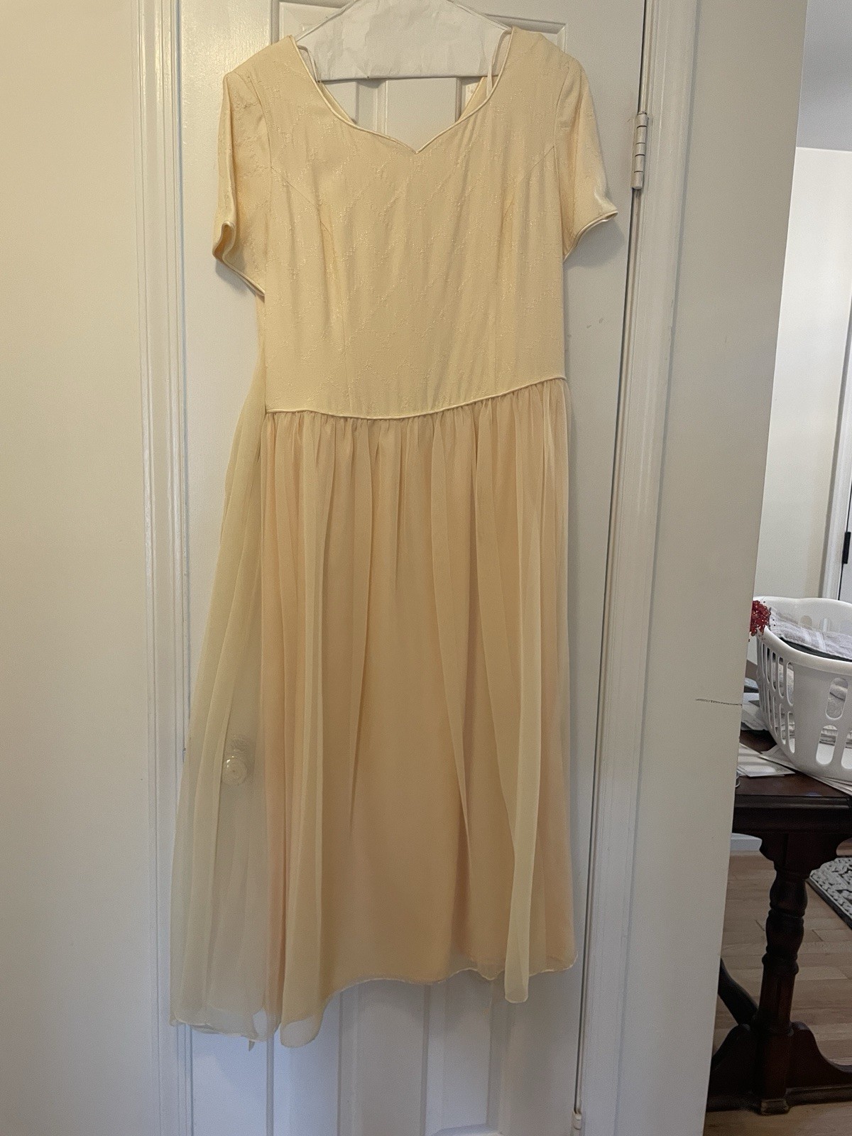 Talbots 90’s Vintage Yellow Dress With Chiffon Skirt Embroidered Womens 14 NWT!
