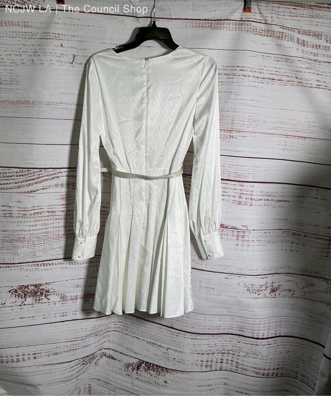 NWT One33 Social White Belted Dress Size 2 Retail $355