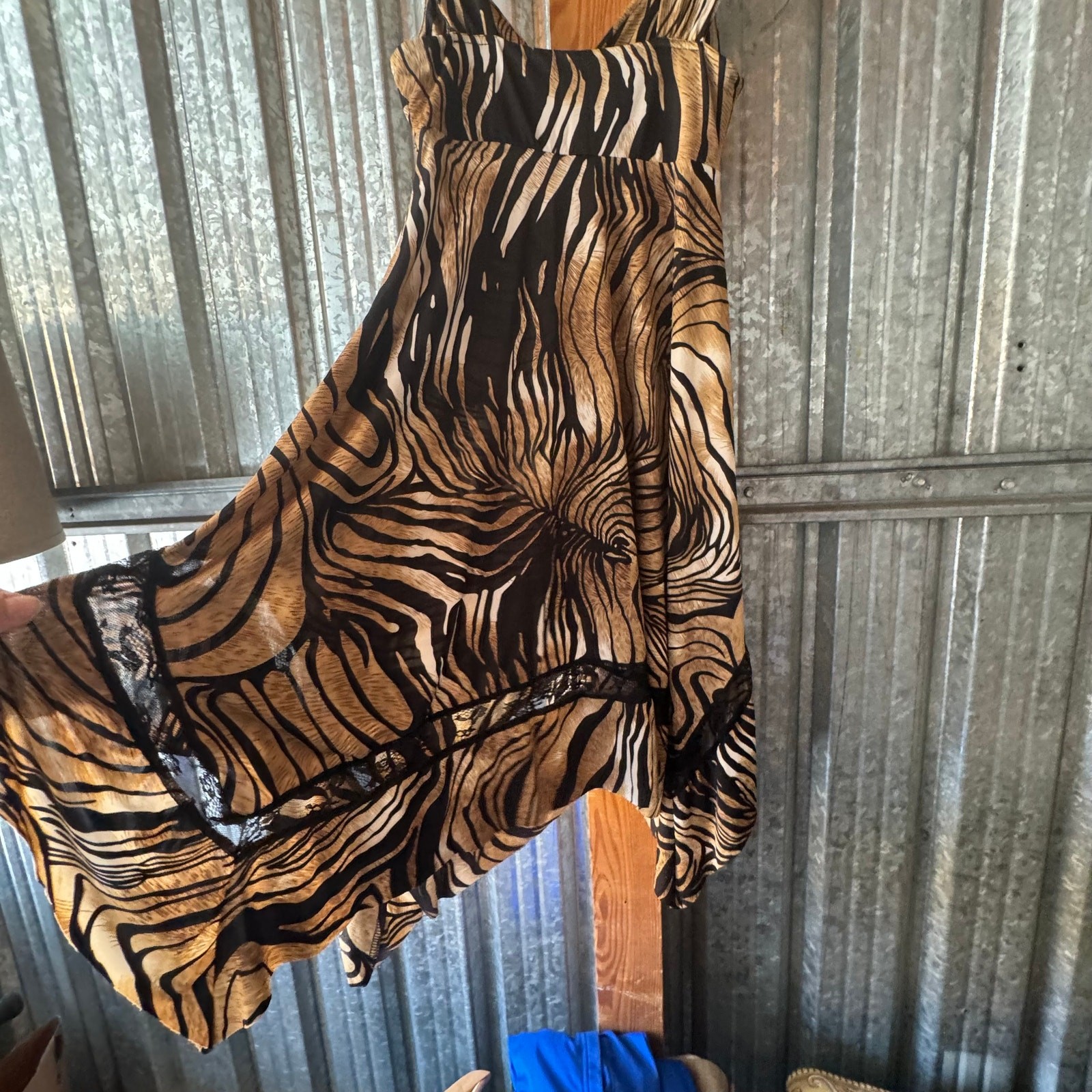 Izabel London Animal Print Handkerchief Hem Sweetheart Neckline Sundress Size 4