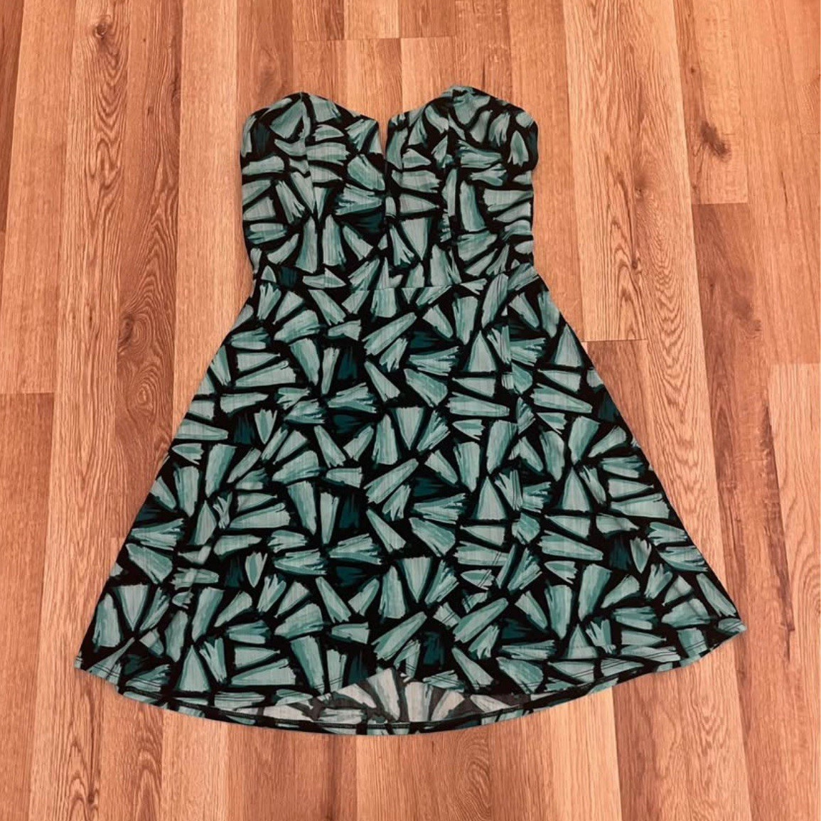 Candie’s Black & Green Geometric Strapless Sweetheart Mini Dress Womens M
