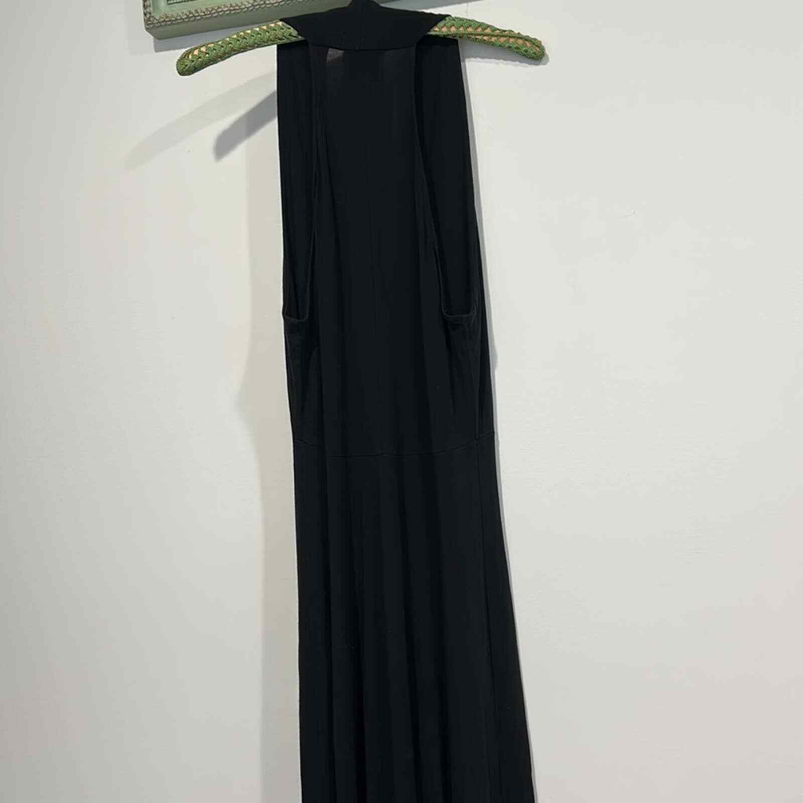 GIANFRANCO FERRE STUDIO PLUGING V NECK RUFFLE GOWN BLACK 8