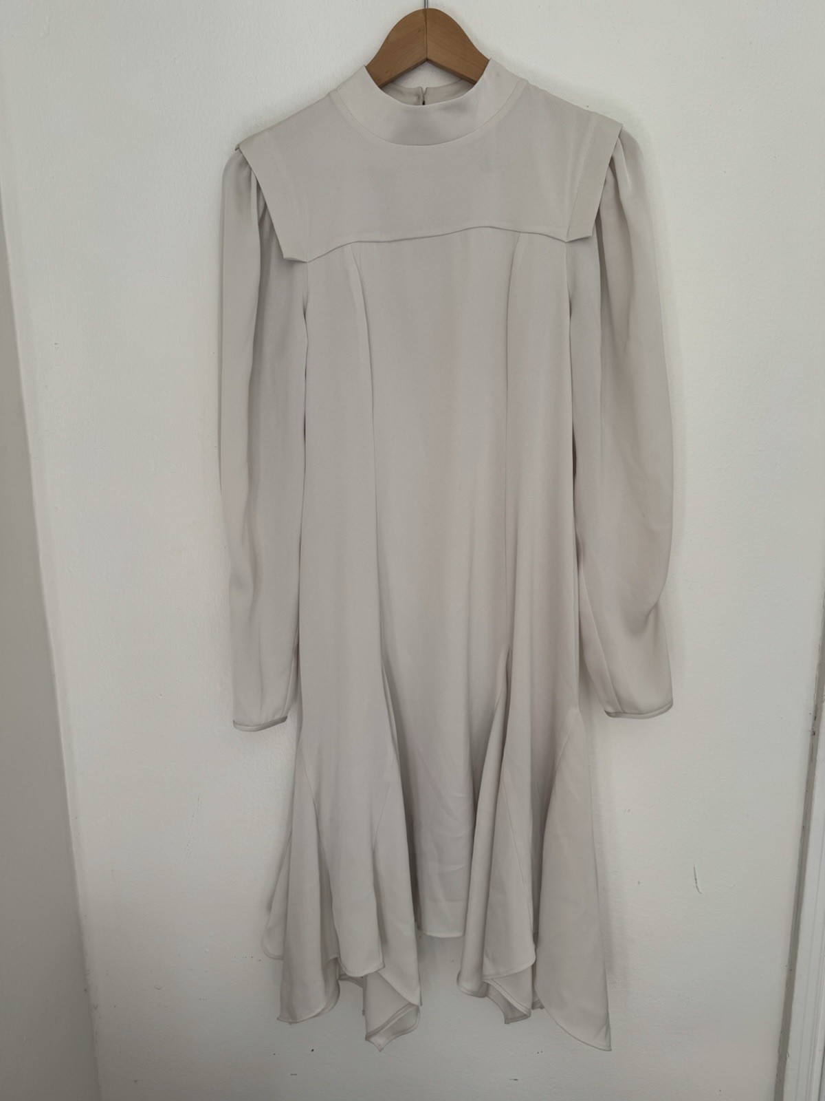 BCBGMAXAZRIA Ivory Crepe Midi A-Line Dress Mock Neck Handkerchief Hemline Size 2