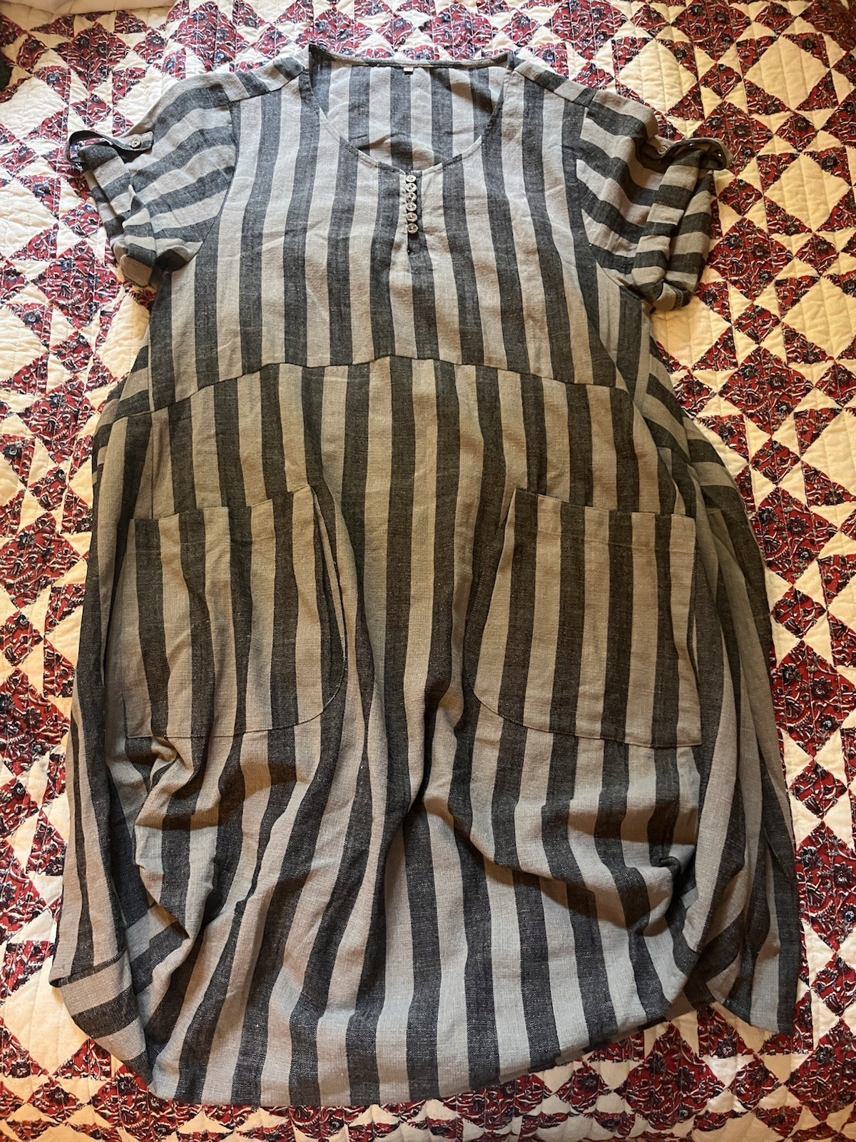 Women’s Striped Taupe/Black Midi Dress with Pockets Size M