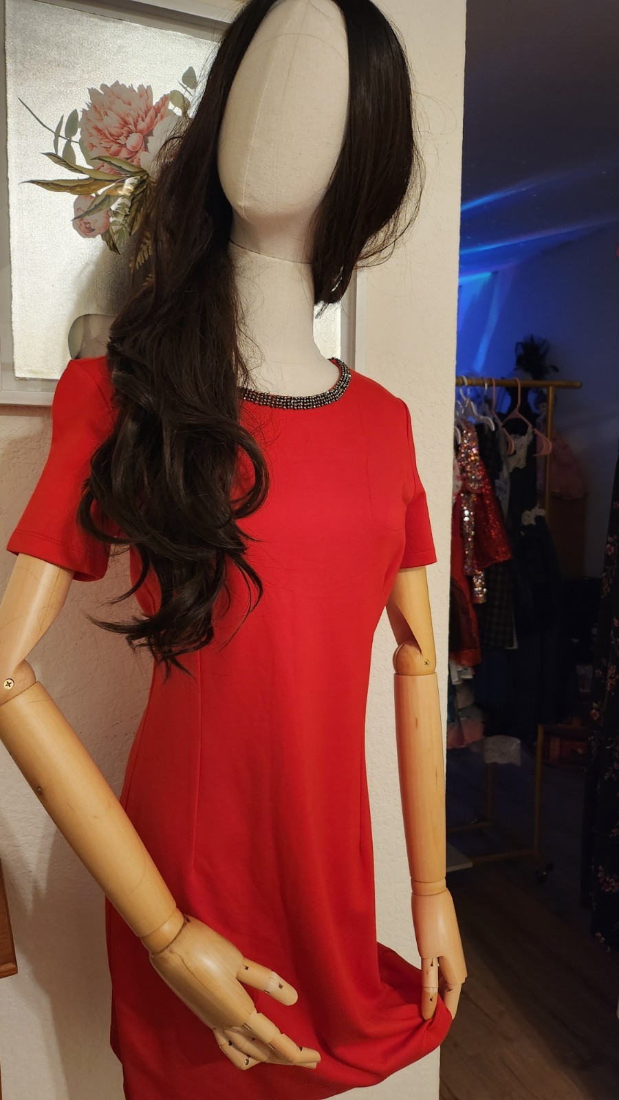 Women Red Solid Shift Short Dress Short Sleeve Round Neck Beaded Accents