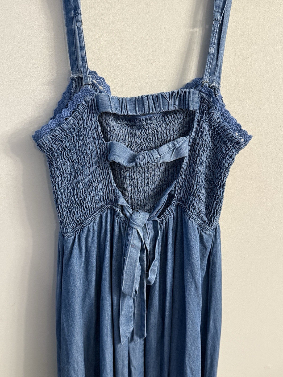 Miami For Francesca’s Chambray Smocked Tie Dress Size S