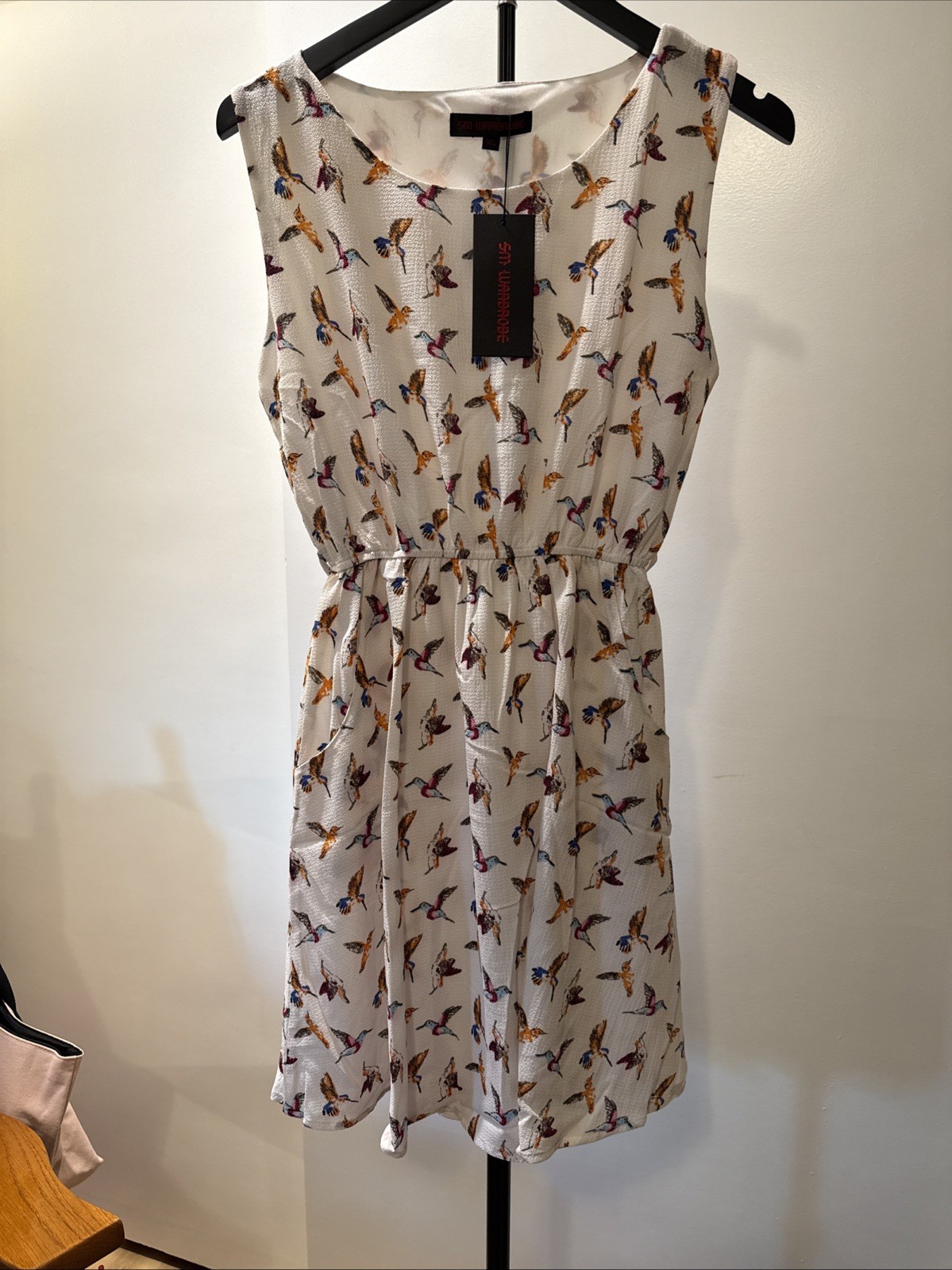 Sm Wardrobe White Hummingbirds Print Sleeveless Mini Dress Women’s Size M/L NWT