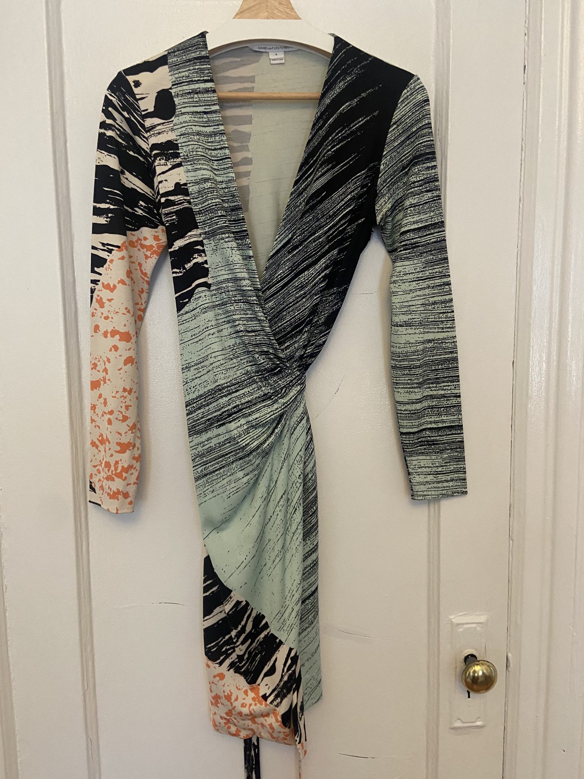 Diane von Furstenberg DVF Valencia 100% Silk Jersey Wrap Dress Rockscape Size 6