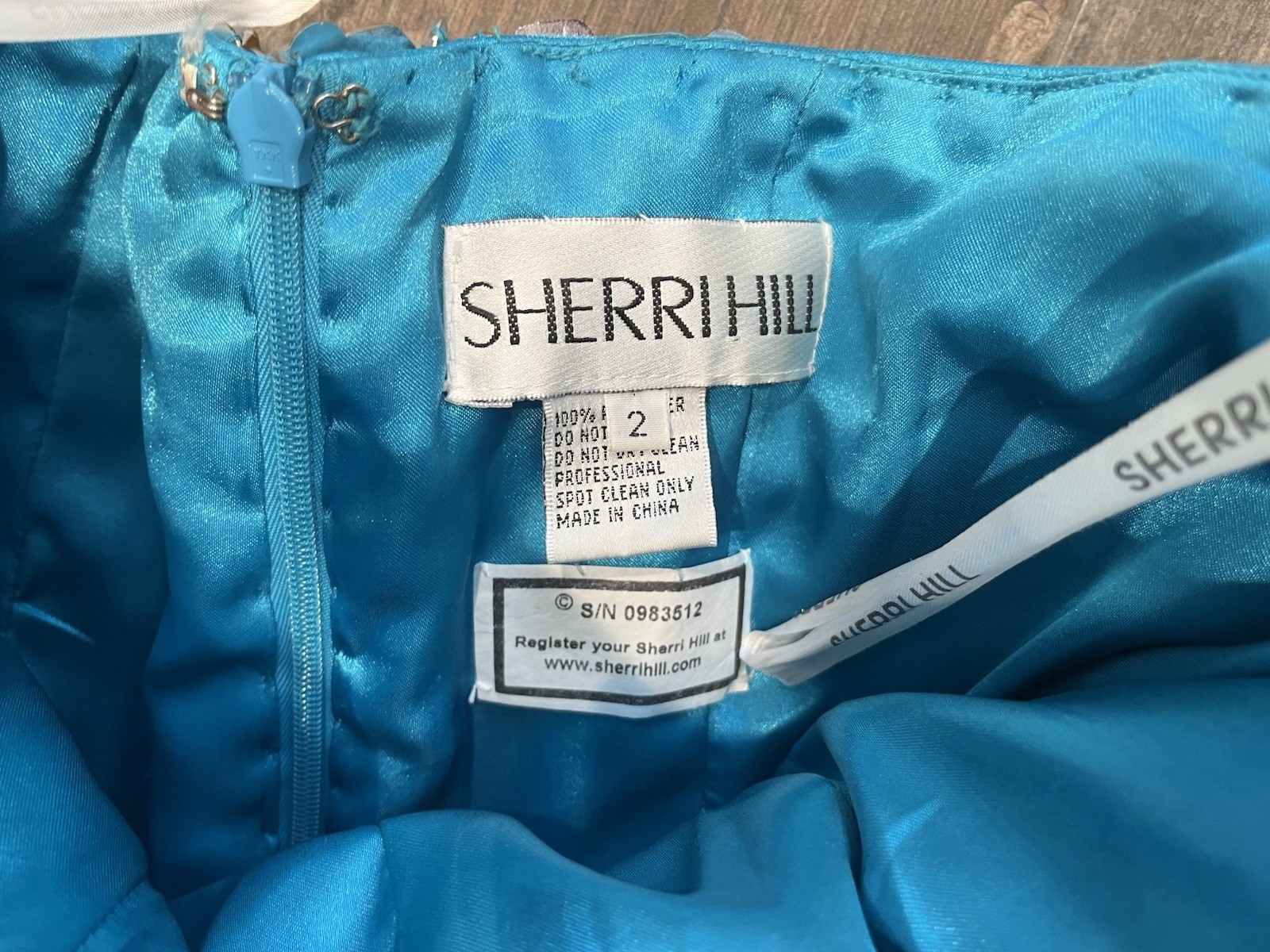sherri hill 2326 Turquoise size 2 cocktail dress bow Rhinestone Flounce Ruffle